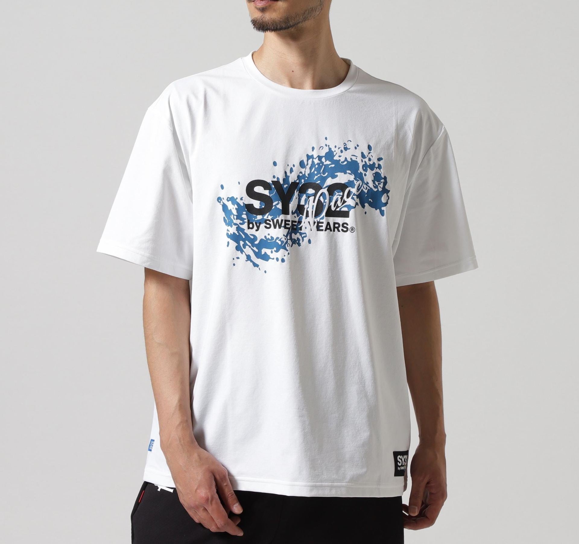 SY32 y SWEET YEA>S /エスワイサーティトゥ バイ スィートイヤーズ/WAVELOGO LOOSE FIT S/S TEE ホワイト