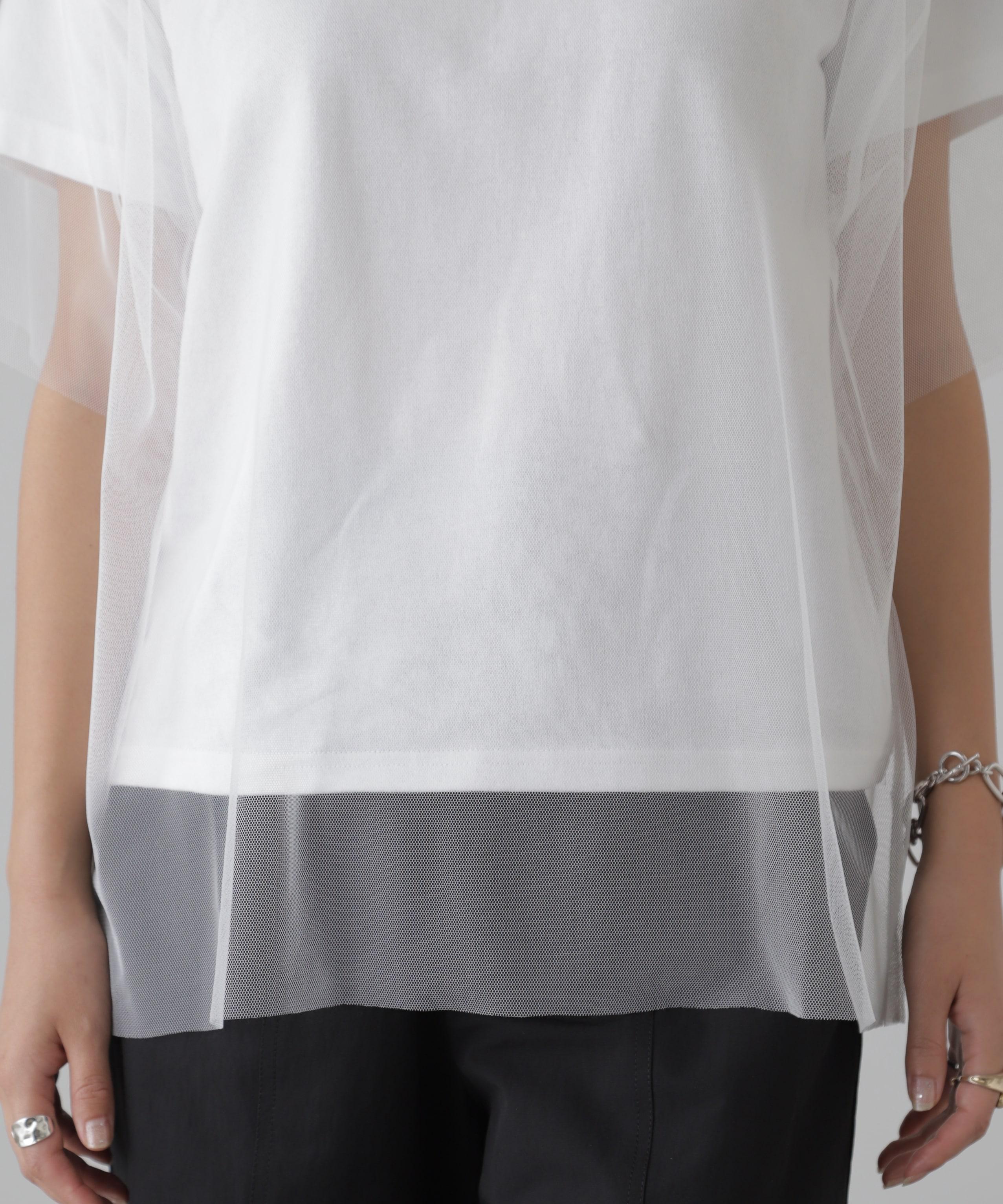 チュール×ロゴTシャツ オフ×オフ