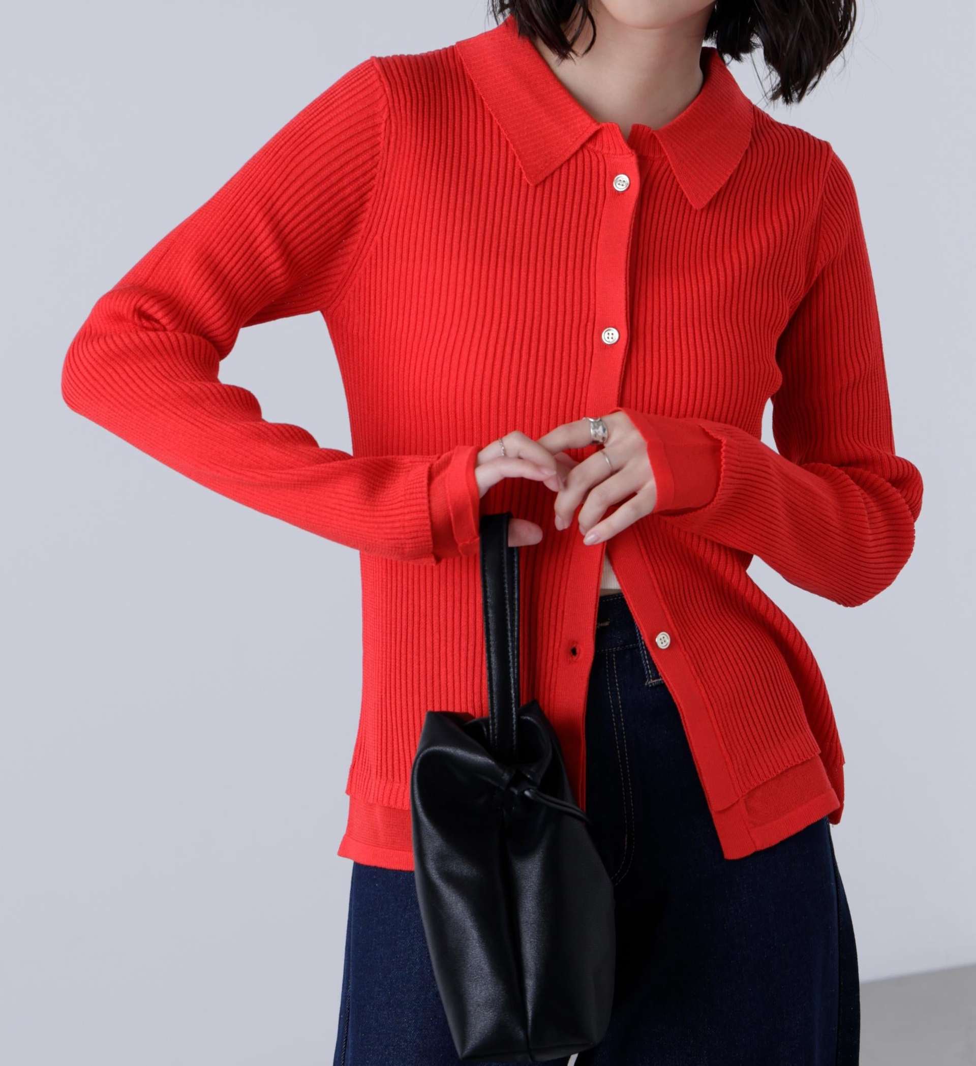 金ボタン襟リブニット レッド