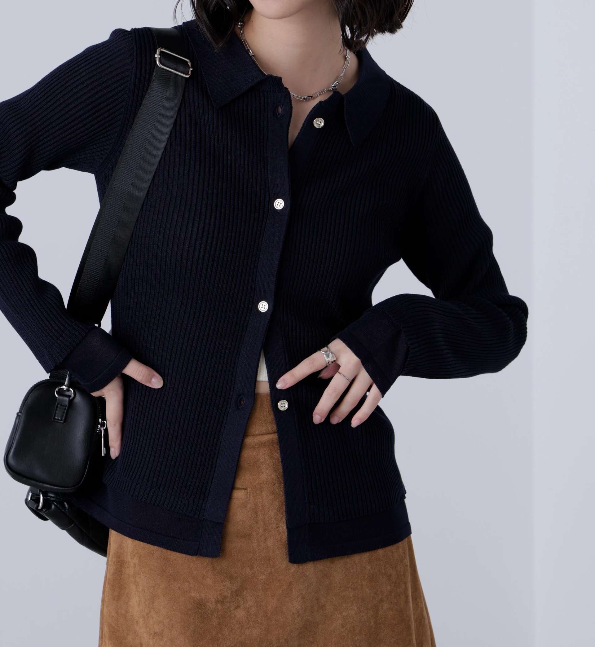 金ボタン襟リブニット ネイビー