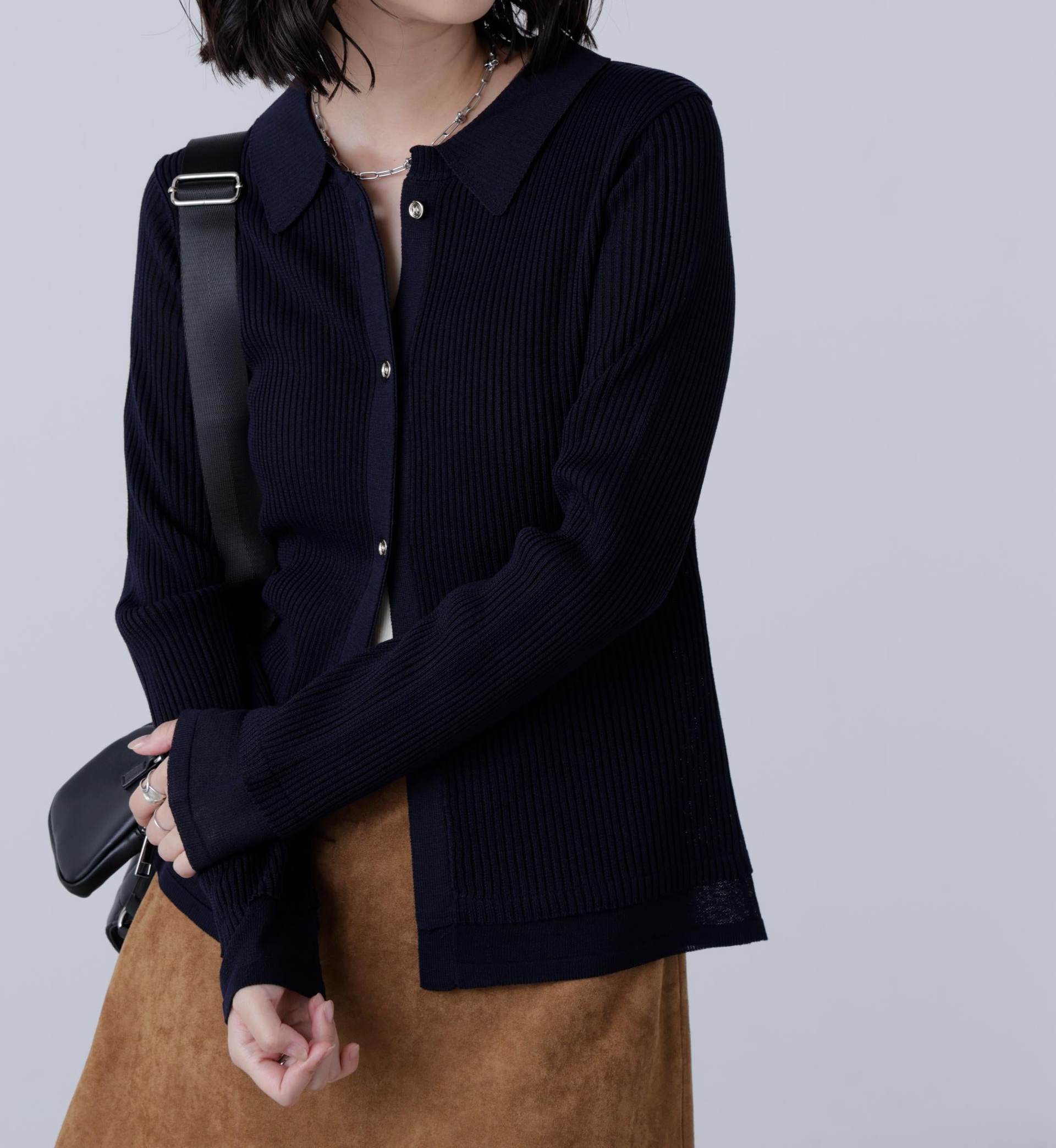 金ボタン襟リブニット ネイビー