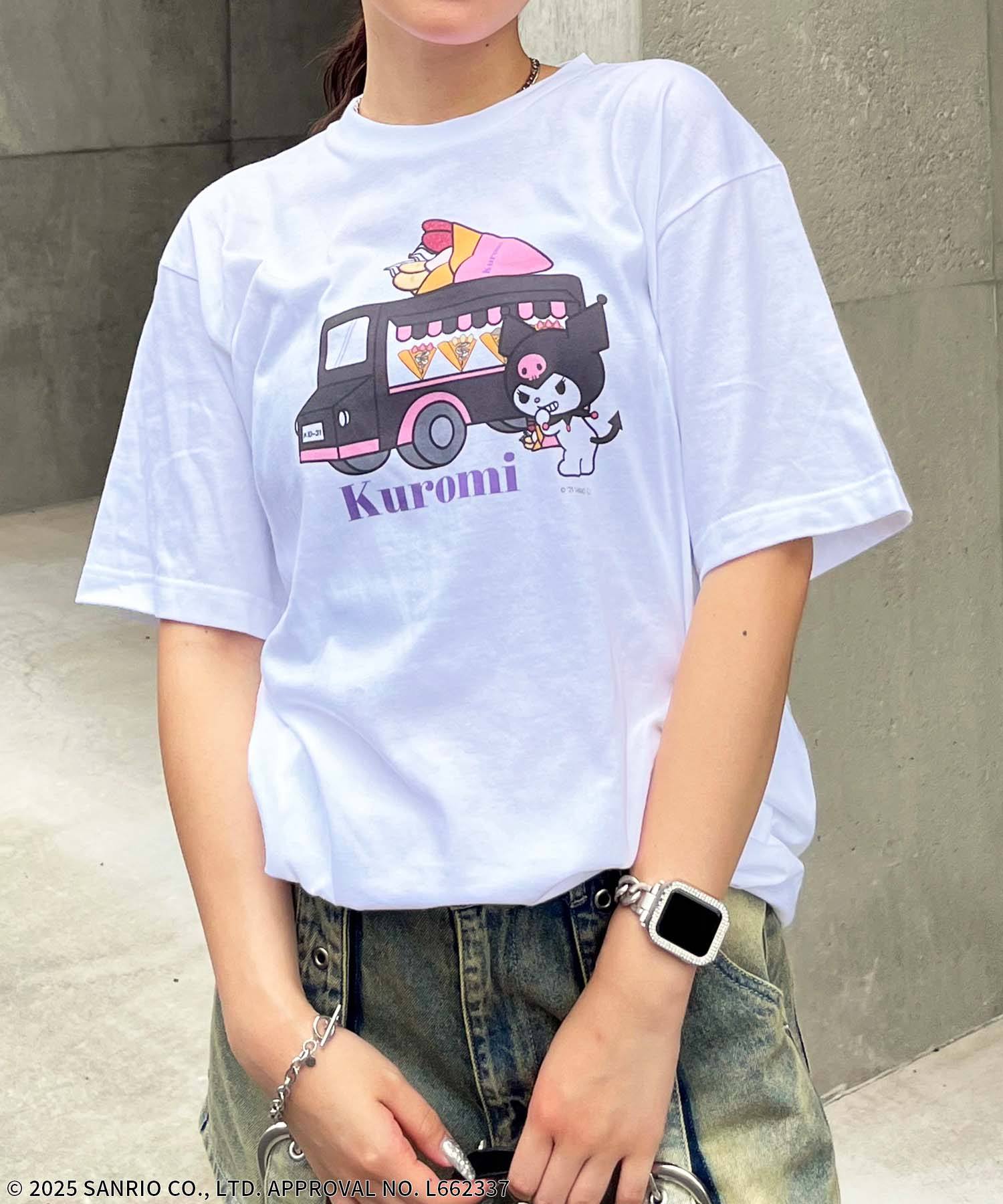 フォーギークスバイスパイラルガール 4GEEKs by SPIRALGIRL 【Sanrio characters/サンリオキャラクターズ】クロミスーベニアTシャツ (ホワイト) ホワイト