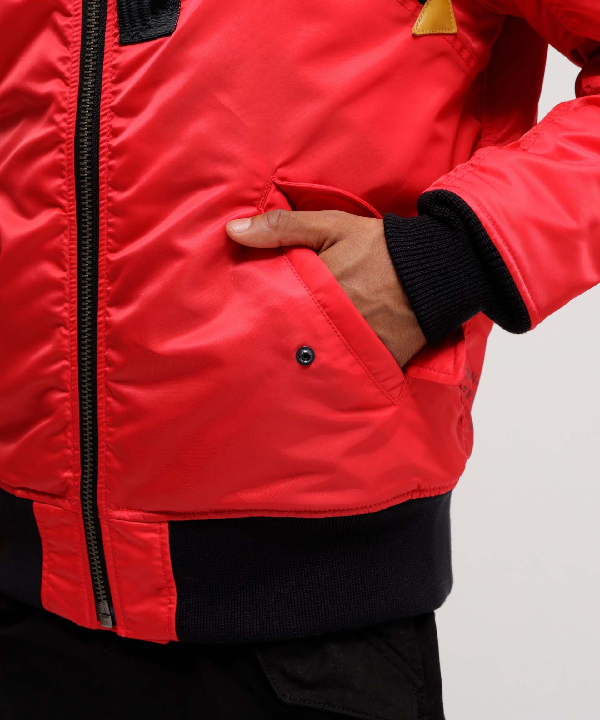 《WEB&DEPOT限定》MA-1 REMODEL MARK2/MA-1 リモデル マーク2/AVIREX/アヴィレックス レッド