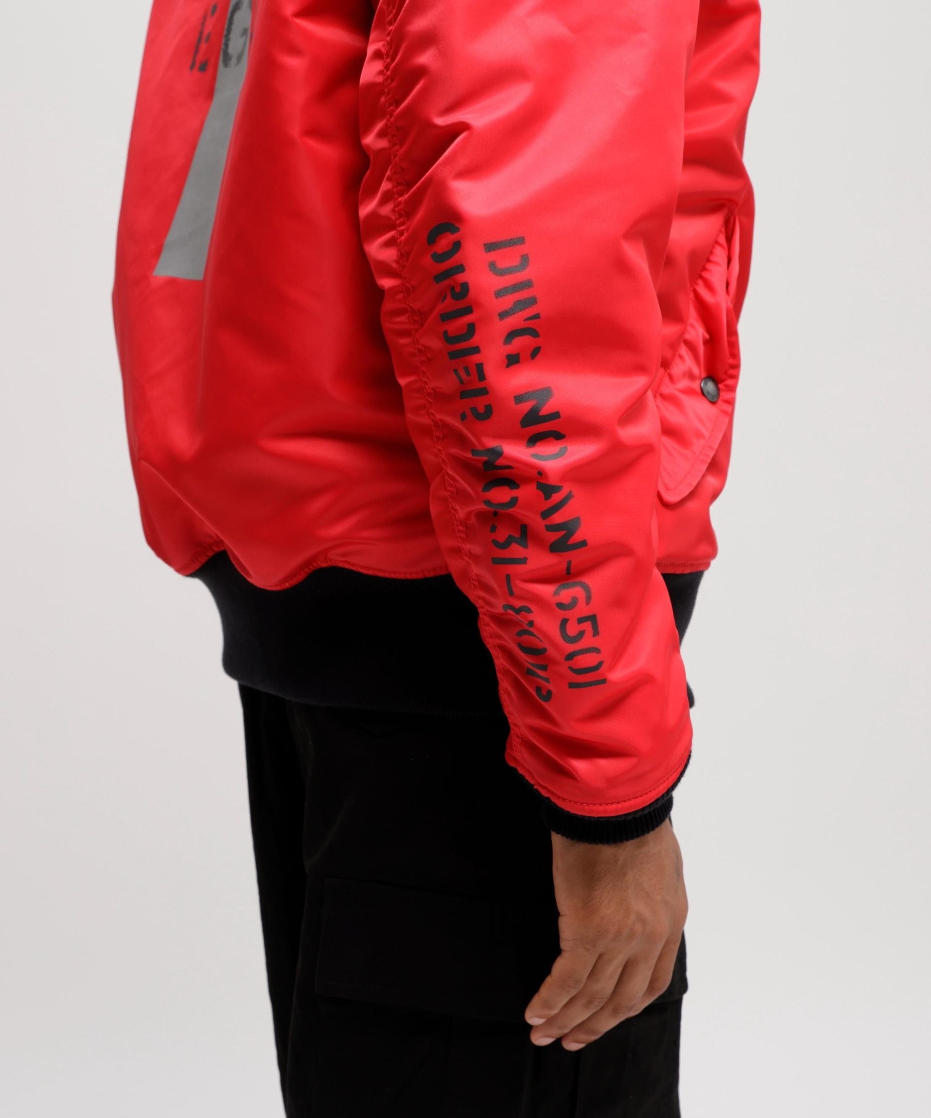 《WEB&DEPOT限定》MA-1 REMODEL MARK2/MA-1 リモデル マーク2/AVIREX/アヴィレックス レッド