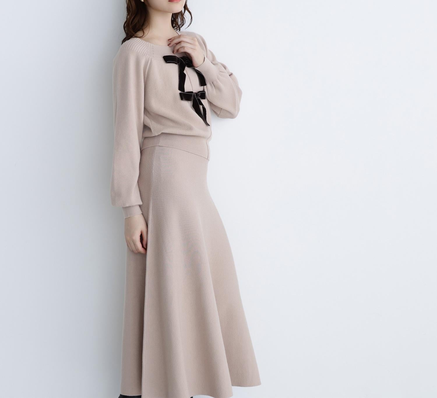 ベロアリボンニットセットアップ ベージュ