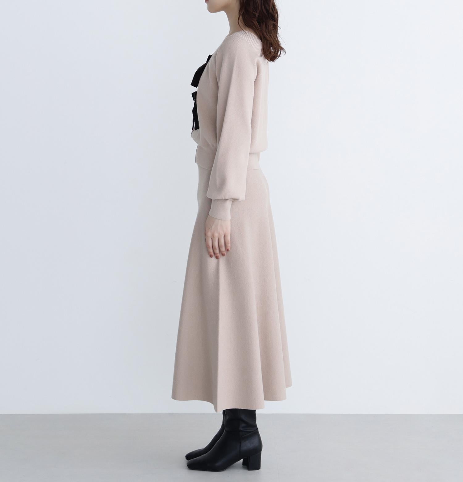 ベロアリボンニットセットアップ ベージュ