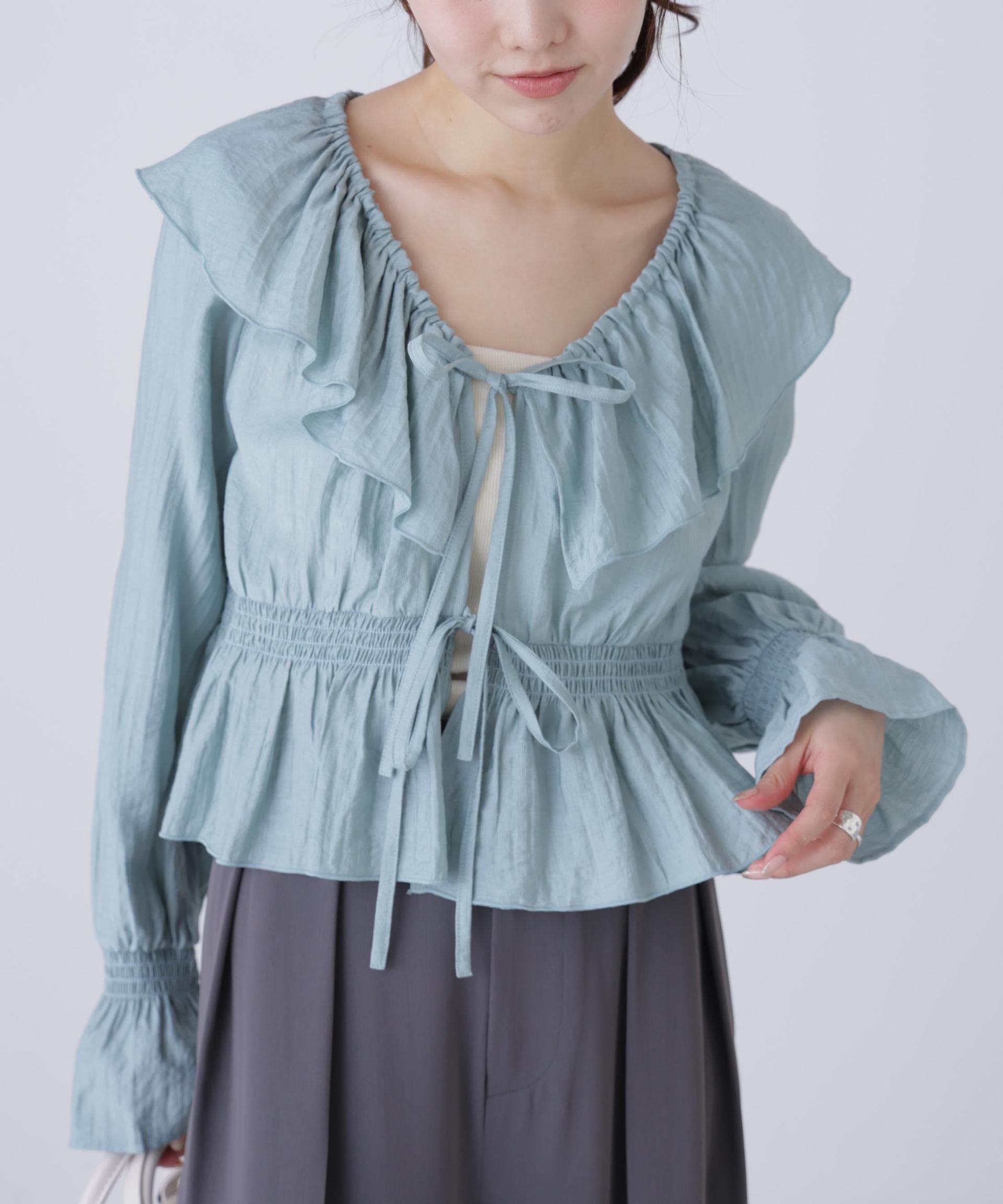 衿フリルペプラム前開きブラウス ライトブルー