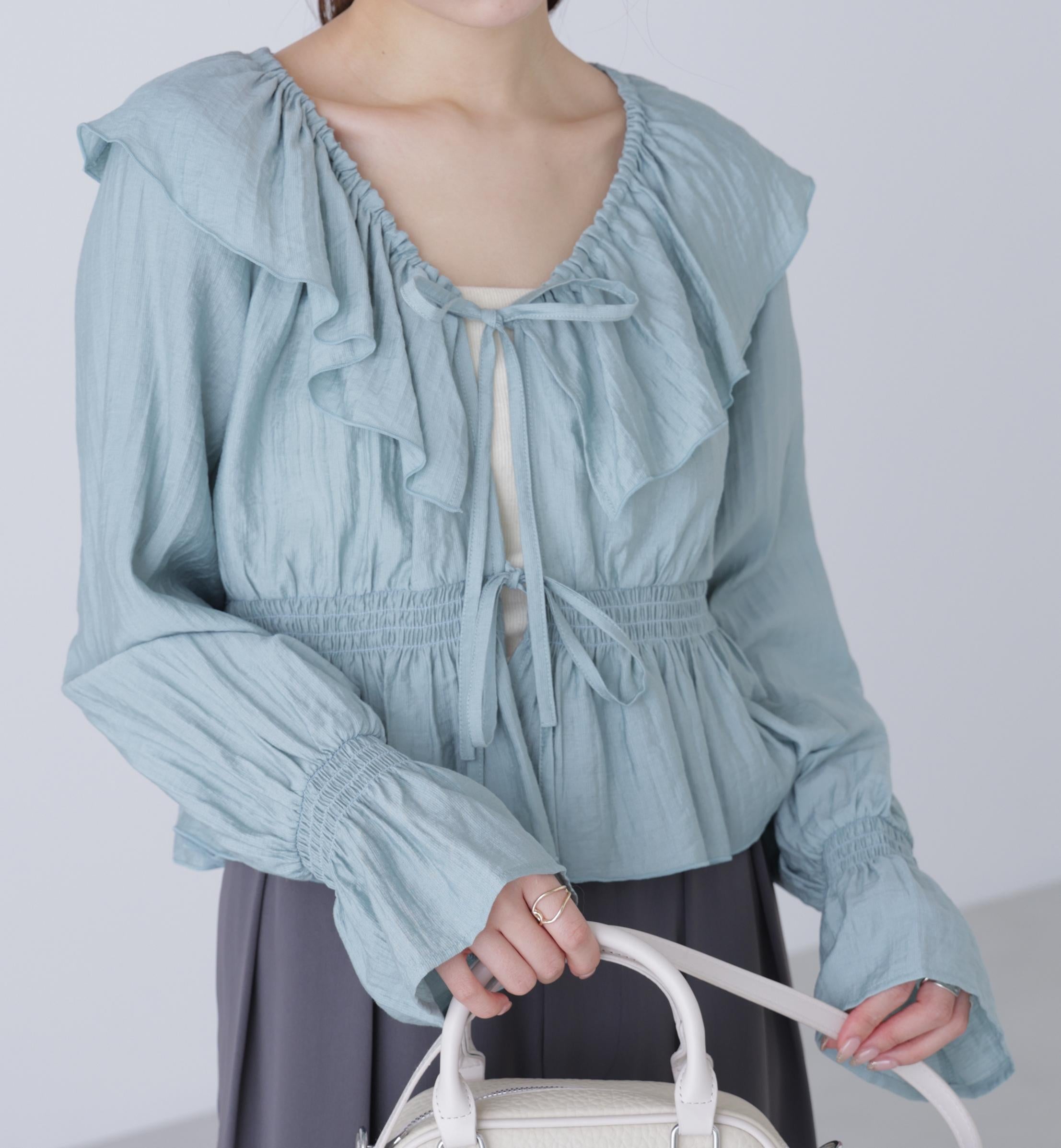 衿フリルペプラム前開きブラウス ライトブルー