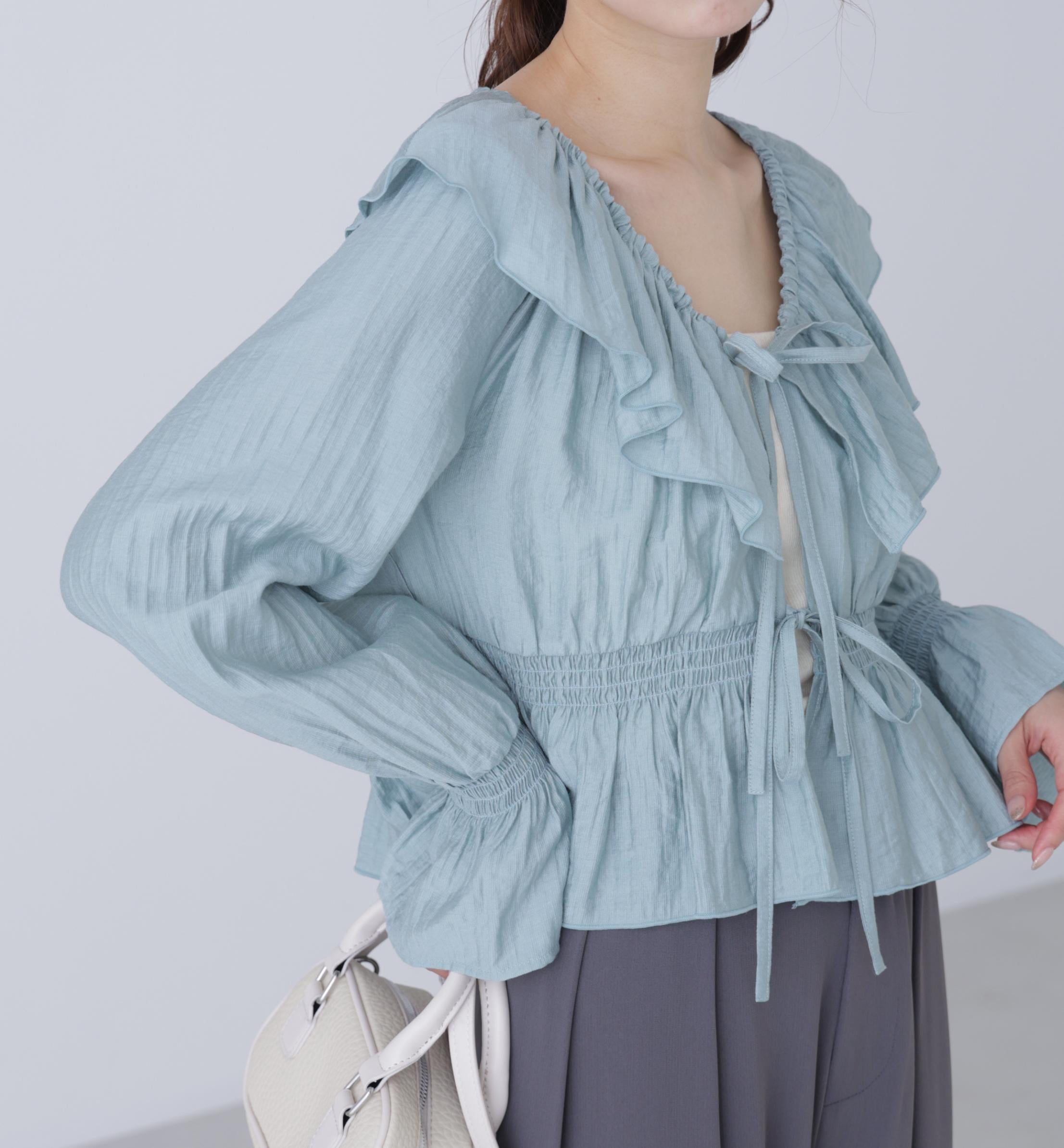 衿フリルペプラム前開きブラウス ライトブルー