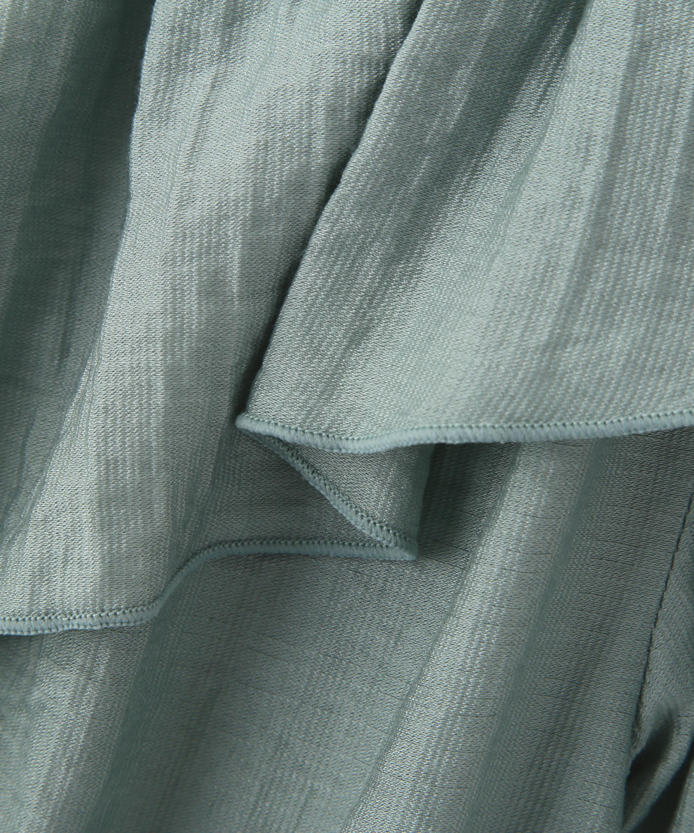 衿フリルペプラム前開きブラウス ライトブルー