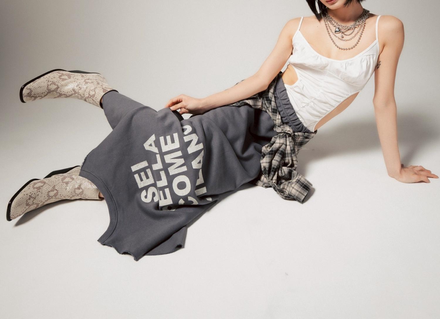 MITSUKI/ミツキ/ロゴ入りリメイク風スカート グレー