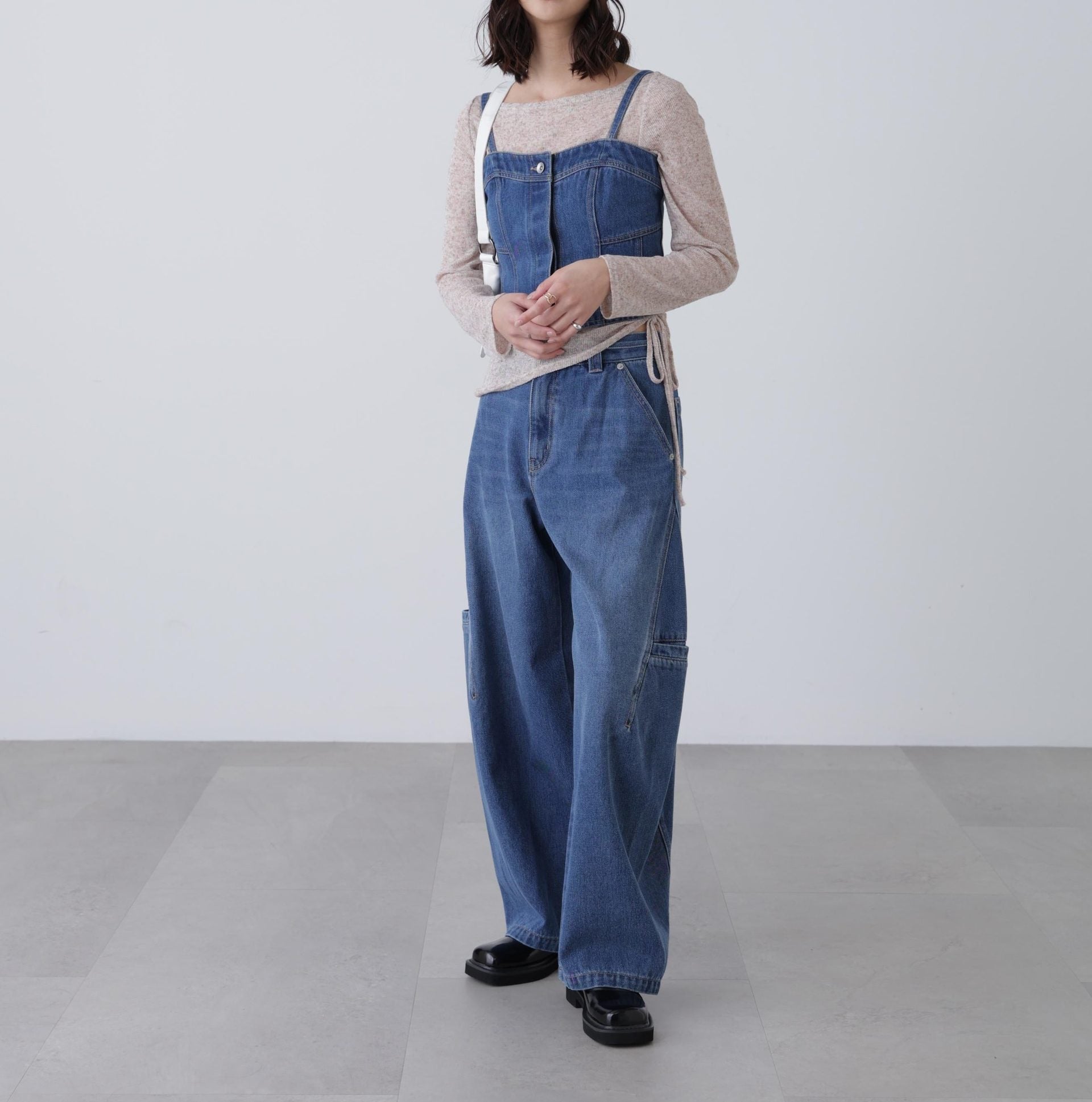 サイドポケットコクーンデニムパンツ ライトインディゴオーバーダイ1