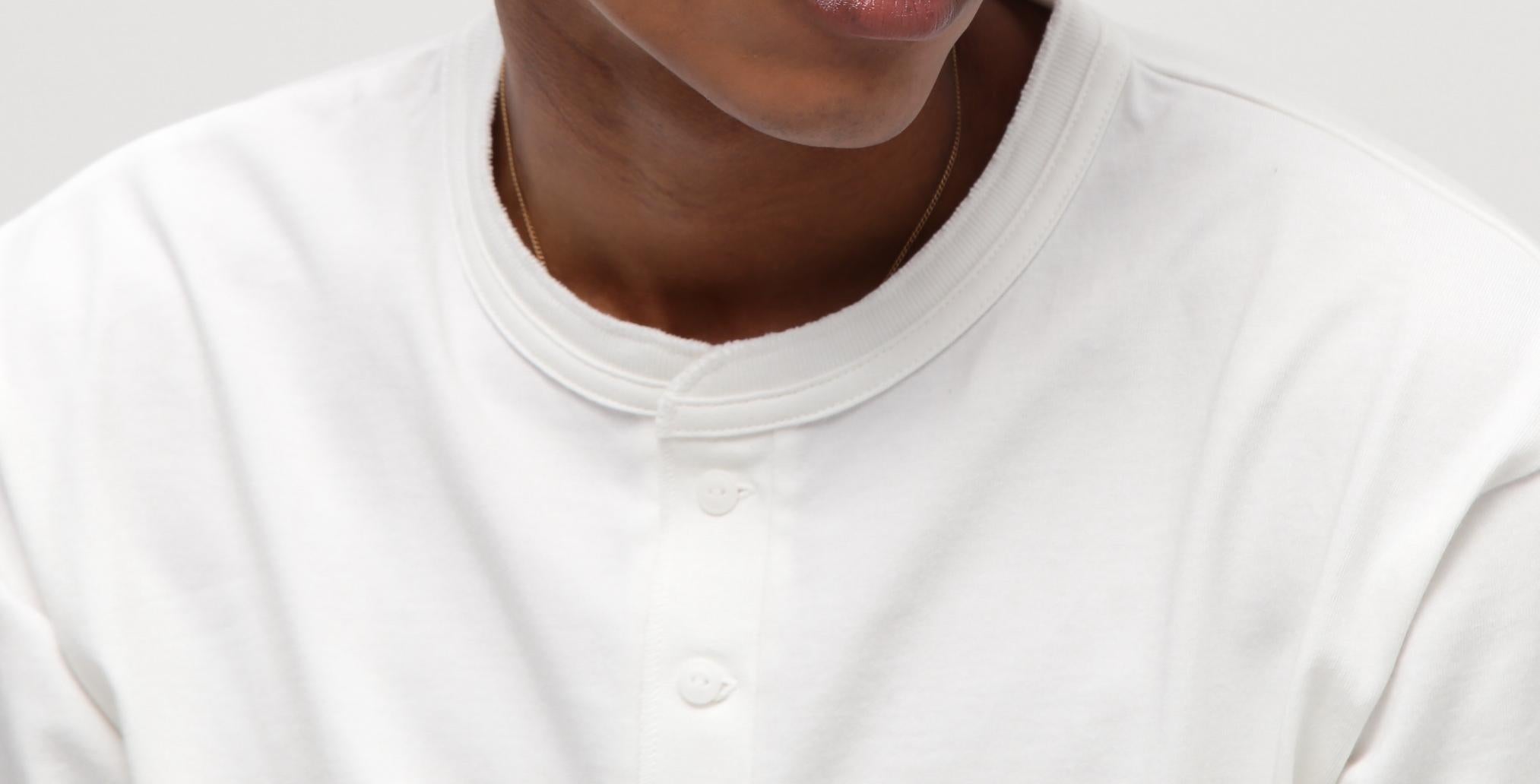 《AVI>EX × NEWE>A》50th AC CAP 9FIFTY ネイビー