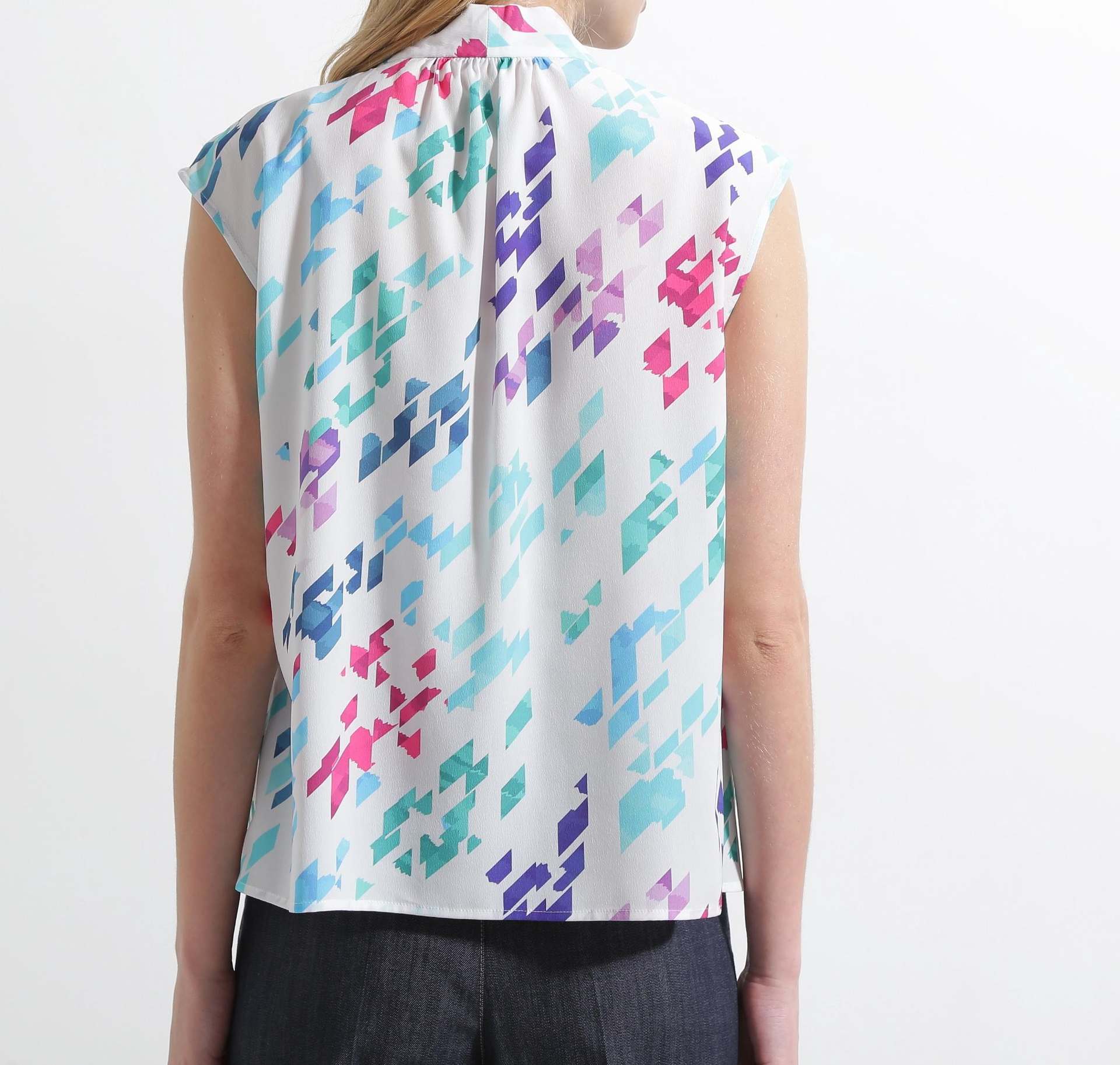 ◆カラーハウンドトゥースプリントリボンブラウス ホワイト1