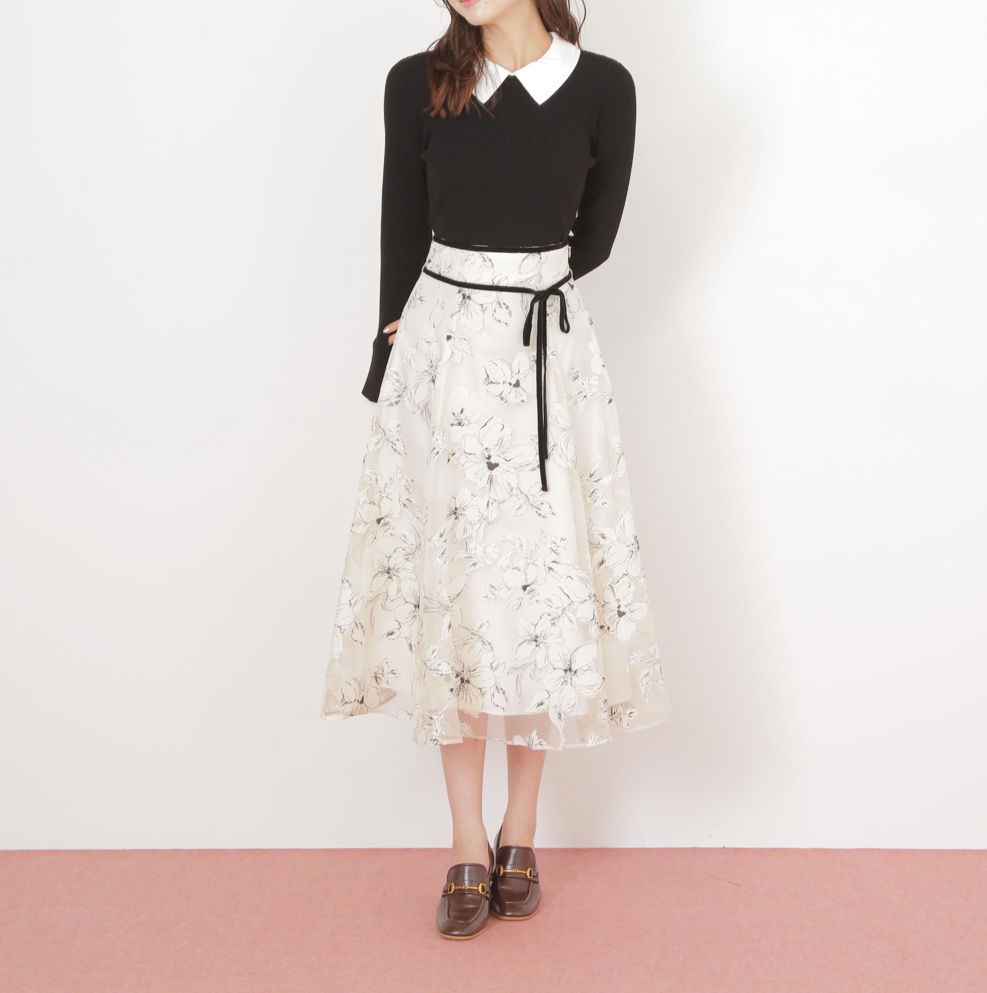 ベロアリボンオパールフラワースカート エクリュ