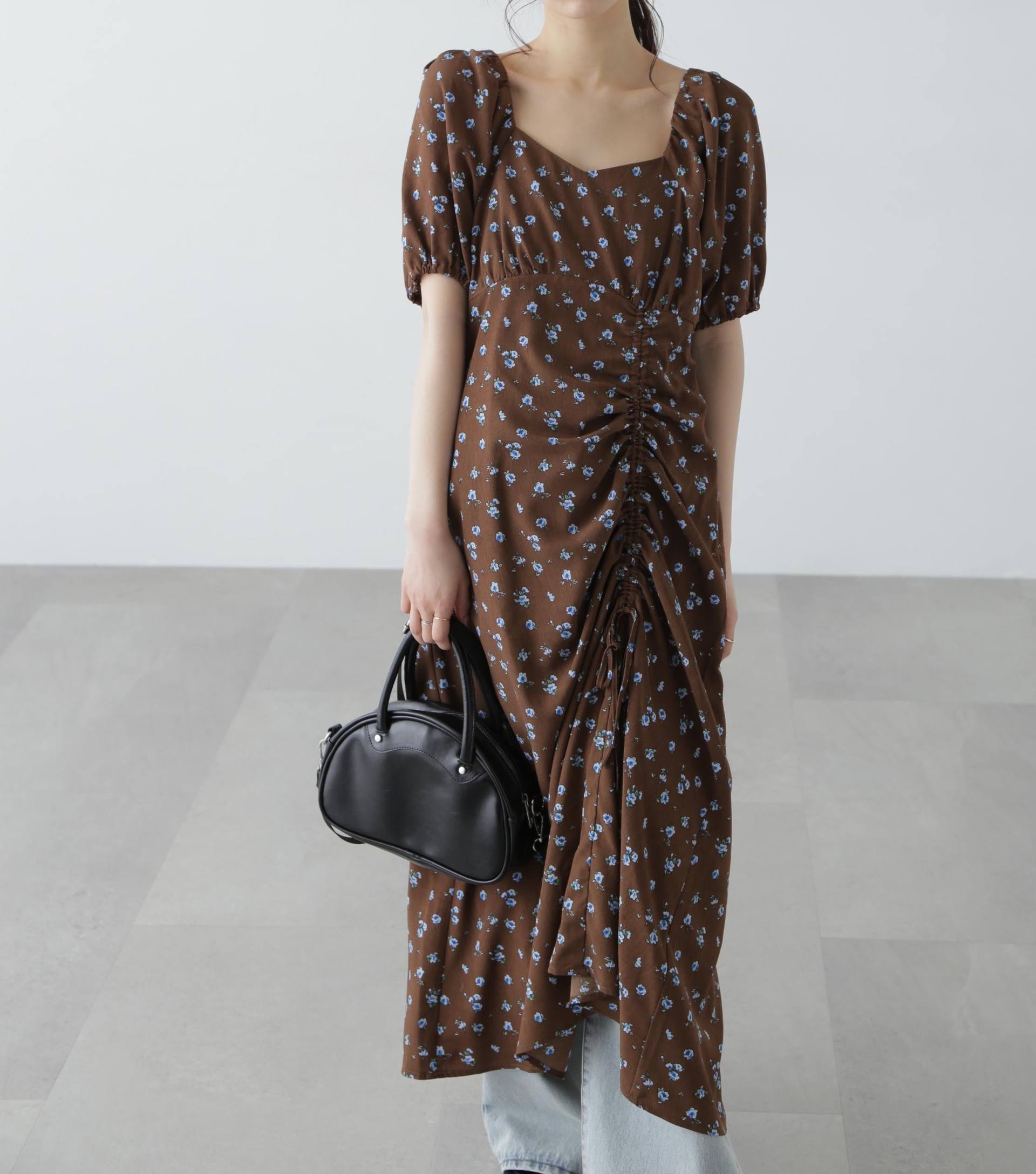 フラワープリントパフスリーブワンピース ブラウン