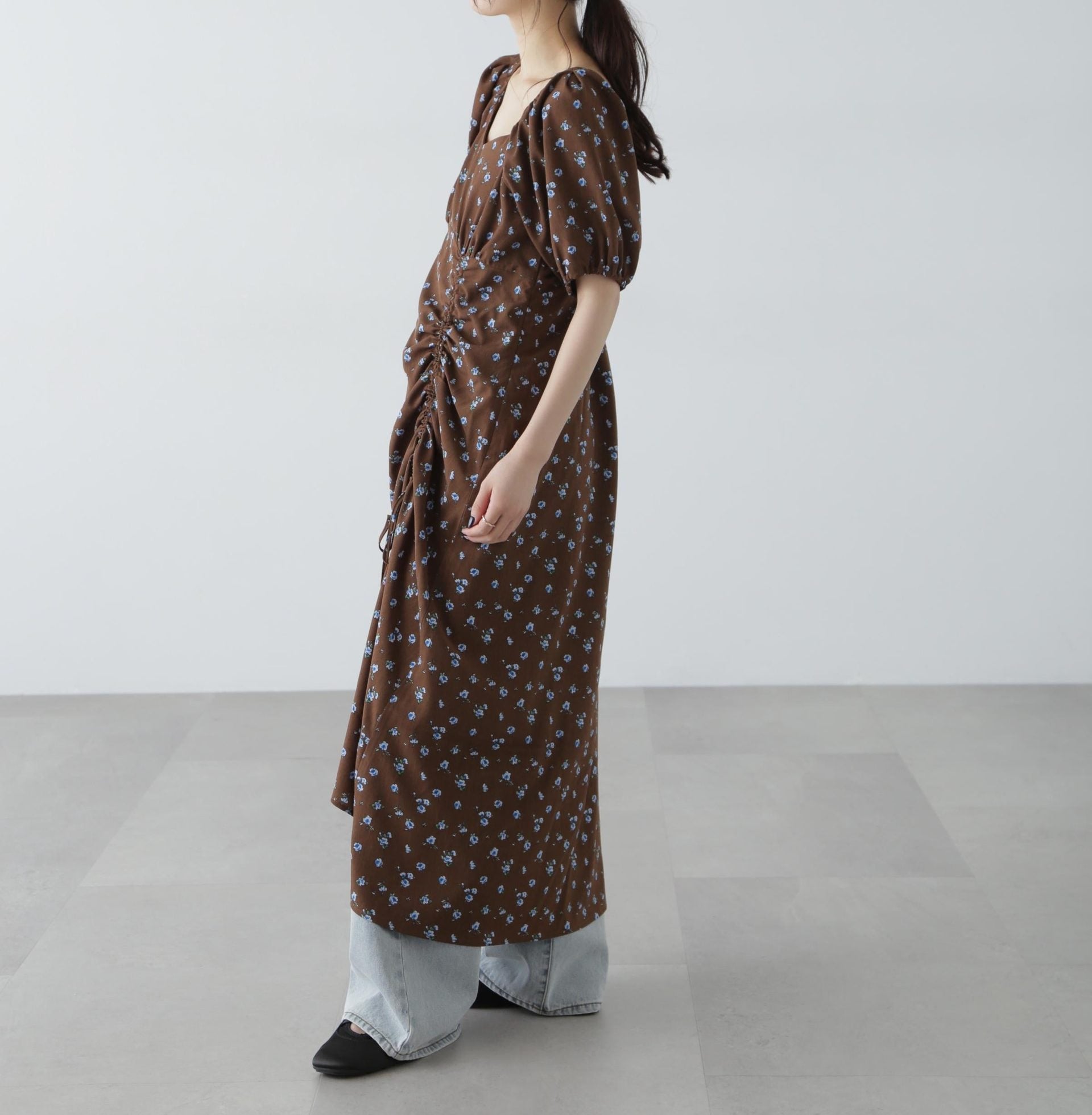 フラワープリントパフスリーブワンピース ブラウン