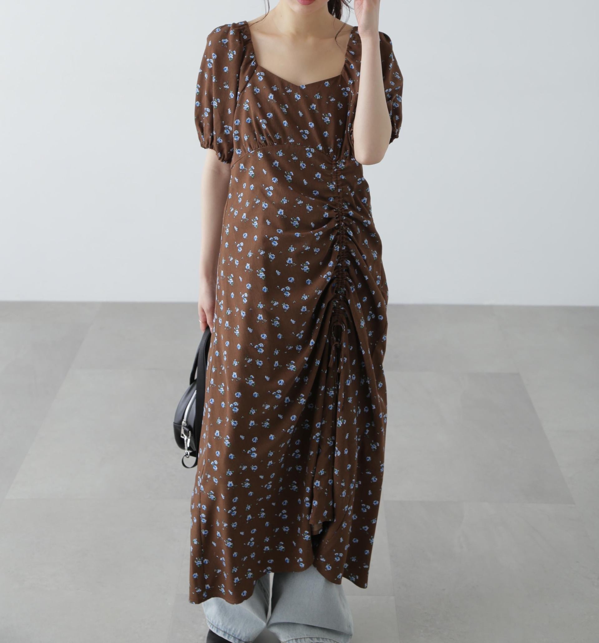 フラワープリントパフスリーブワンピース ブラウン