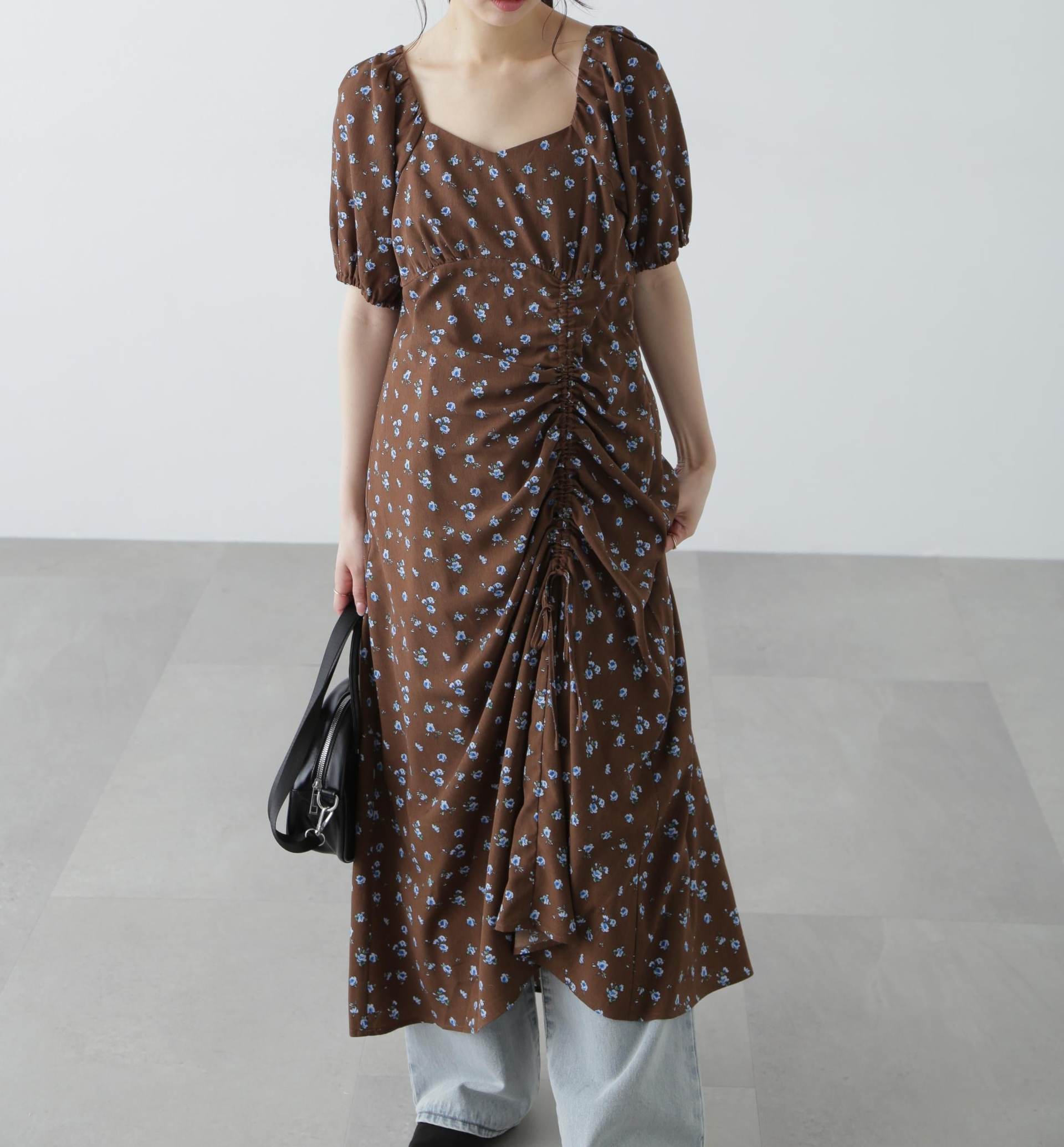 フラワープリントパフスリーブワンピース ブラウン