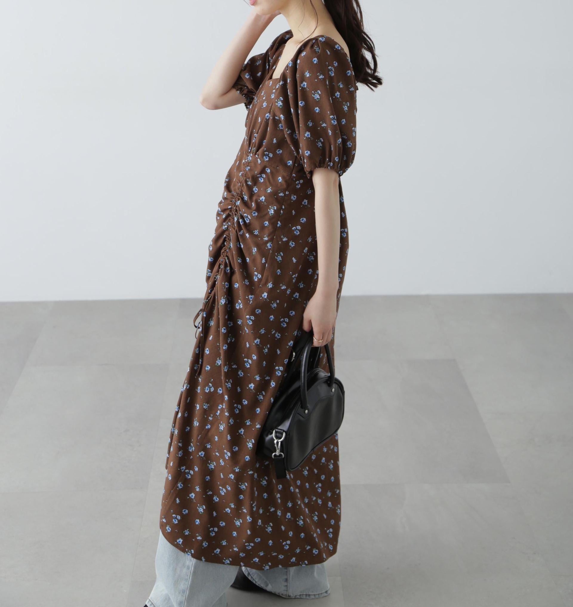 フラワープリントパフスリーブワンピース ブラウン