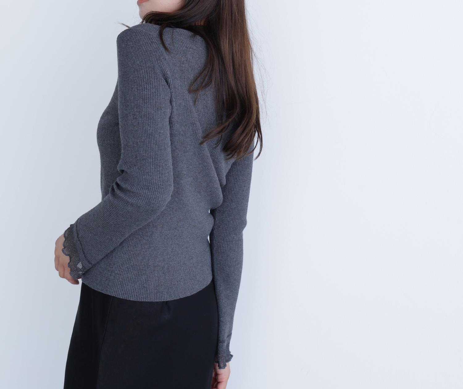 “さりげな”シアースリーブニット チャコール1