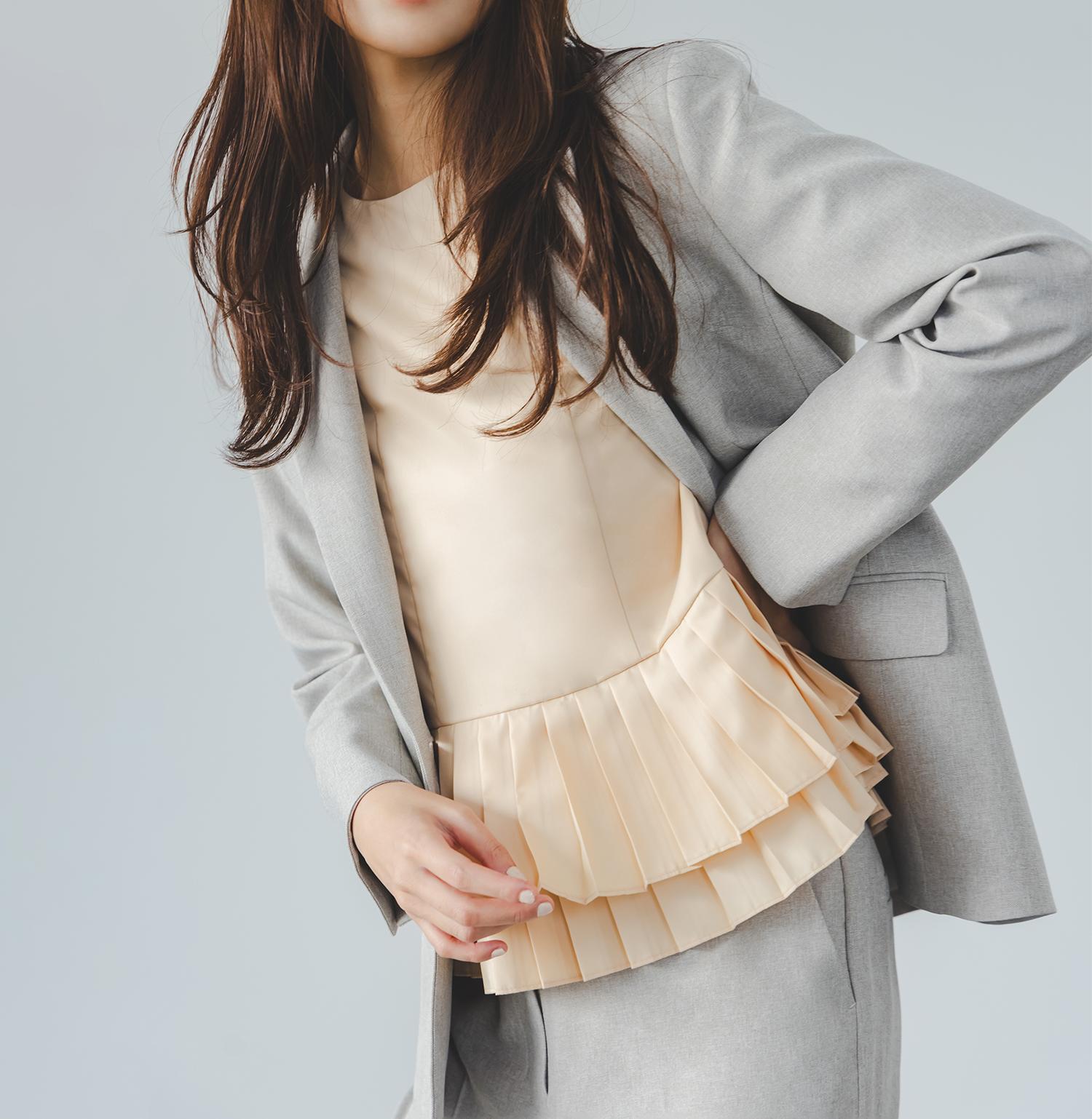 プリーツヘムブラウス ペールアプリコット