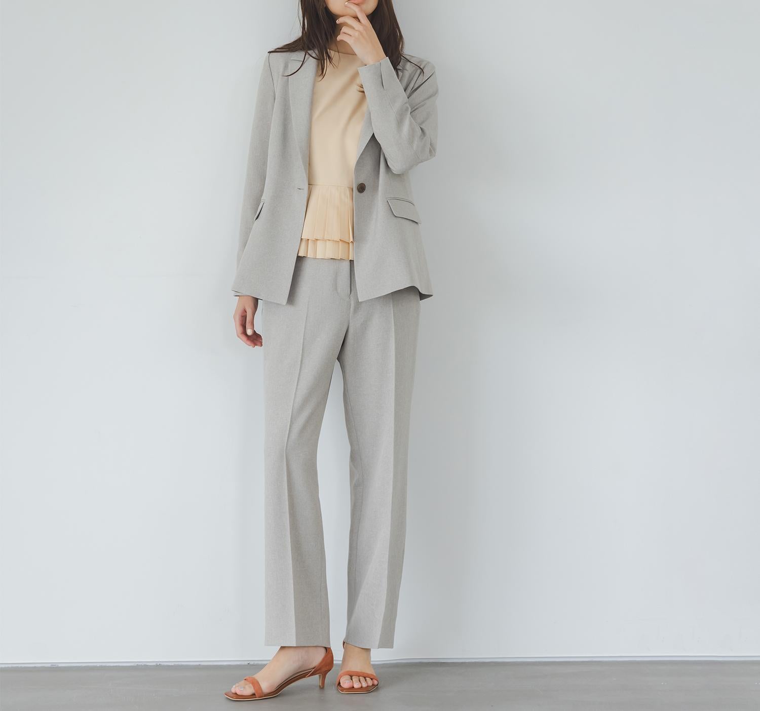 プリーツヘムブラウス ペールアプリコット