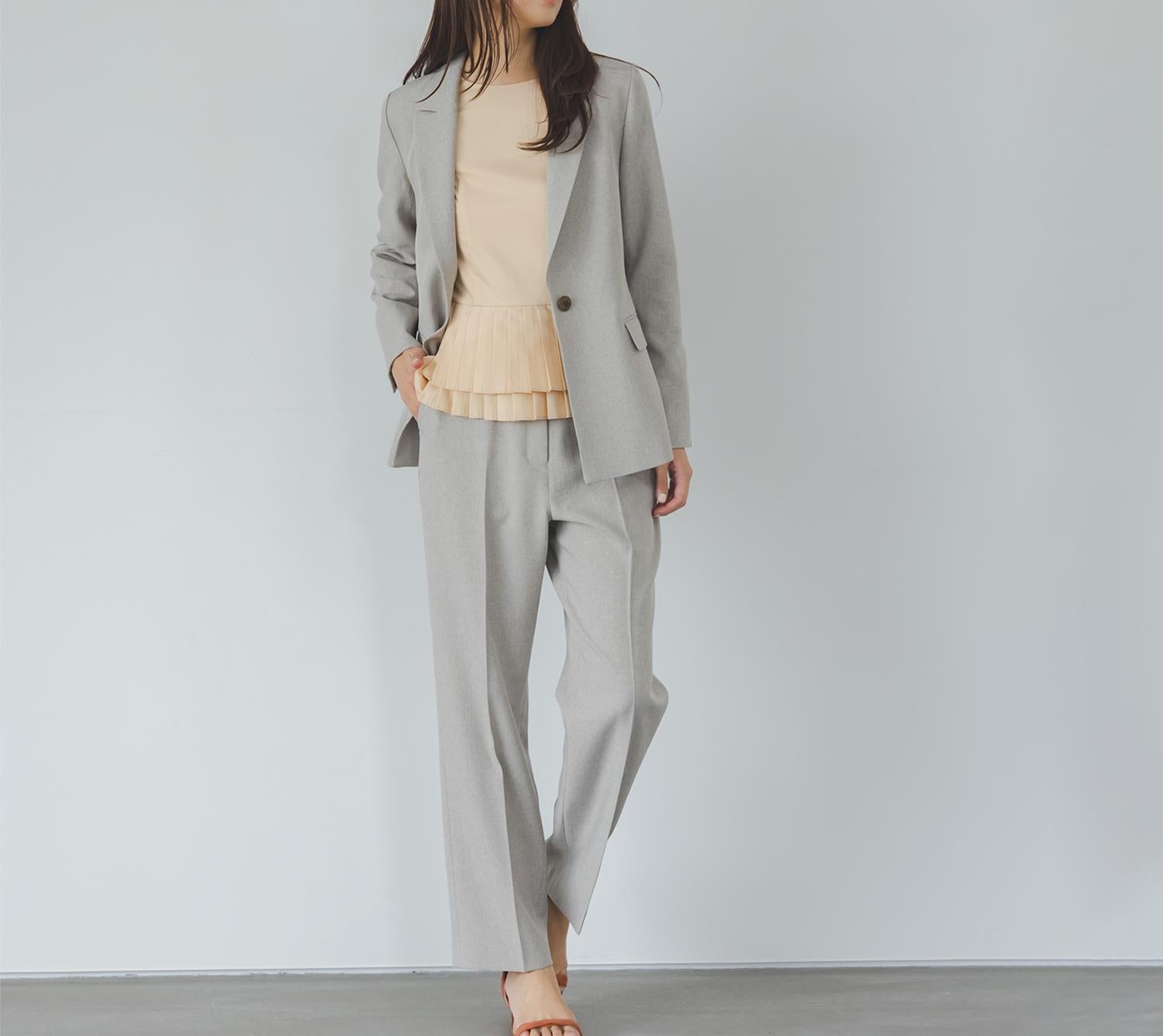 プリーツヘムブラウス ペールアプリコット