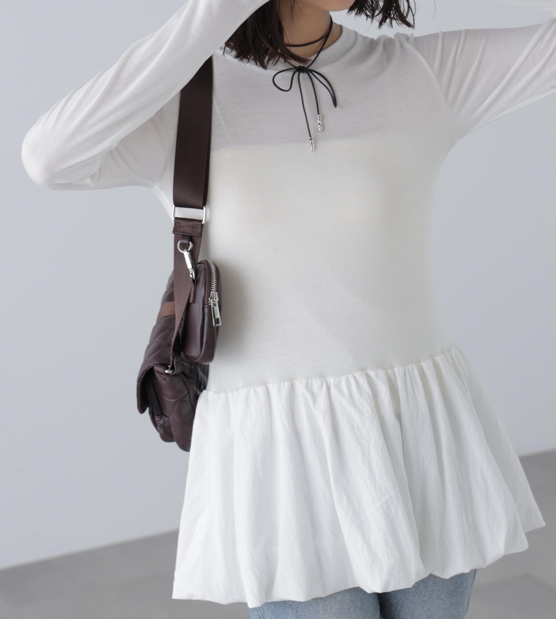 長袖裾フリルカットソー バルーン2