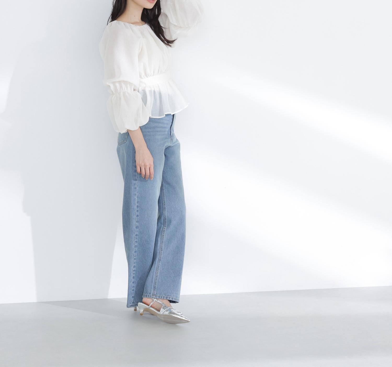 シアーギャザーペプラムブラウス オフホワイト1