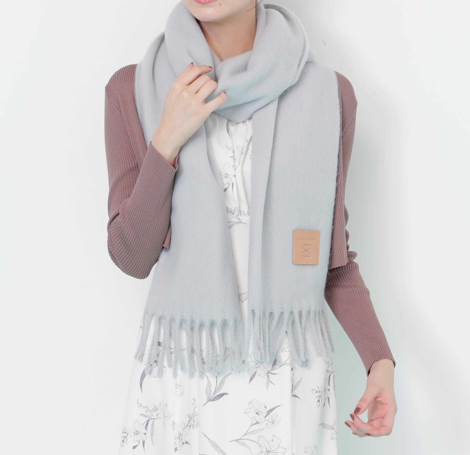 レザータグループヤーンストール ブルー