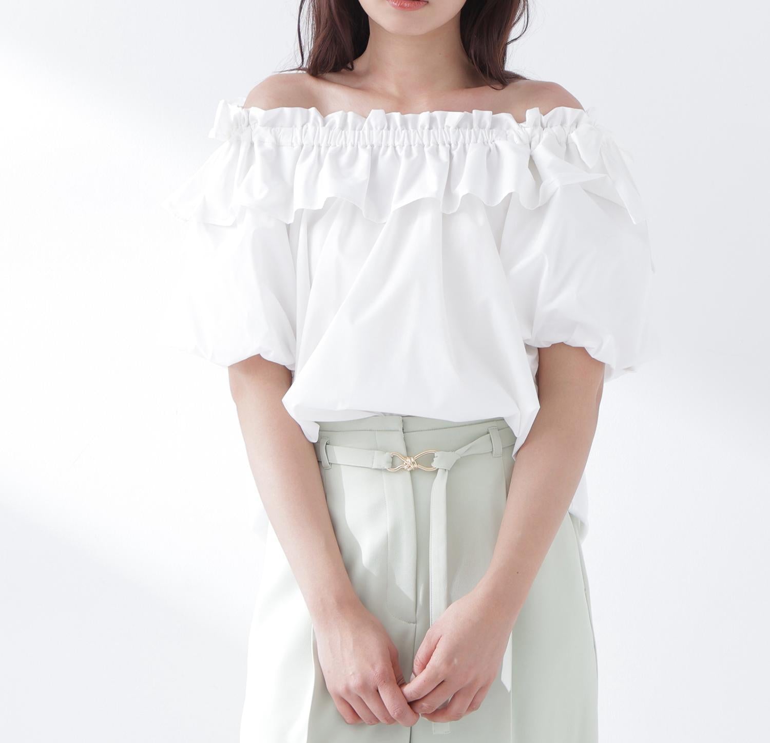 ショルダーリボンブラウス オフホワイト1