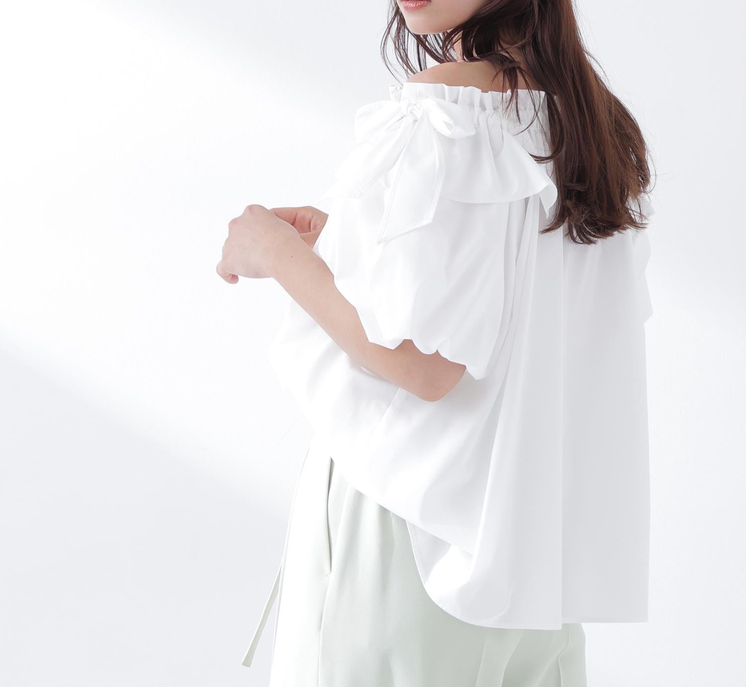 ショルダーリボンブラウス オフホワイト1