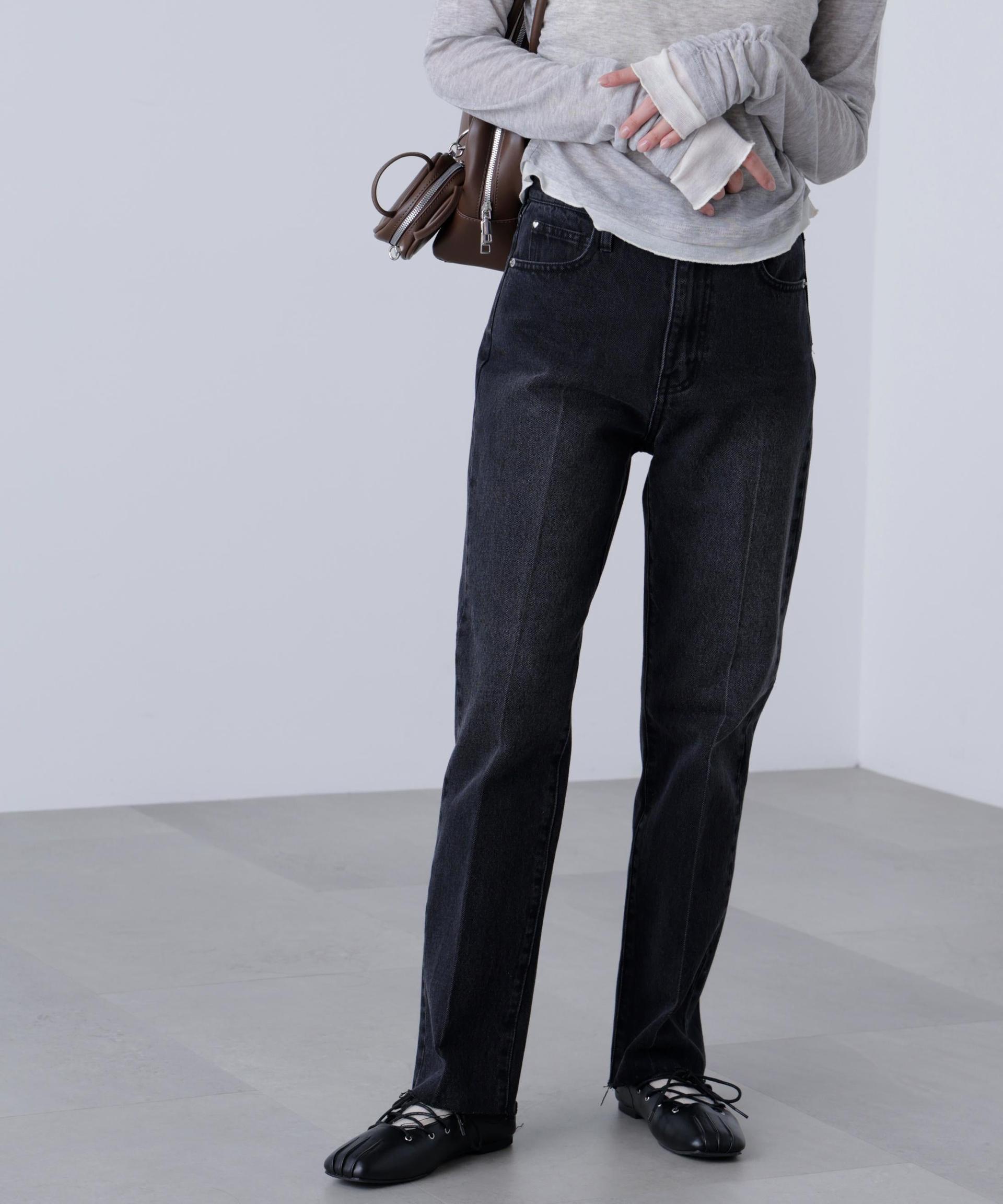 Center Press Slim Straight Denim Pants 