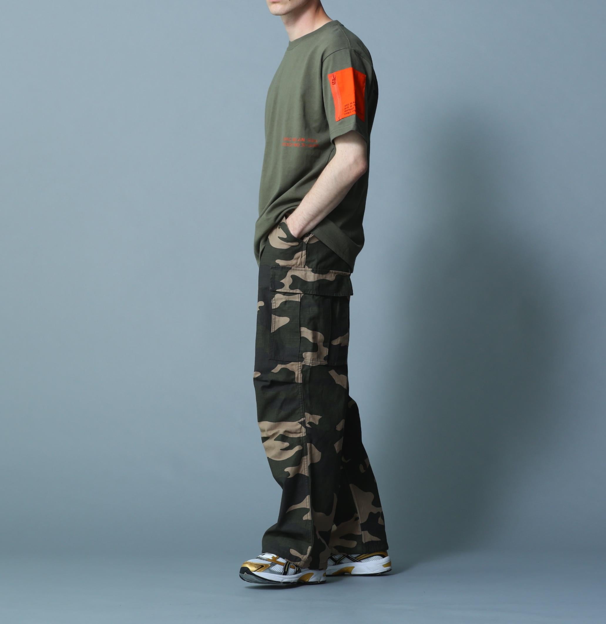 《WER&DEPOT限定》 >EMODEL DESIGN C>EW NECK T-SHI>T/リモデルデザイン半袖Tシャツ オリーブ