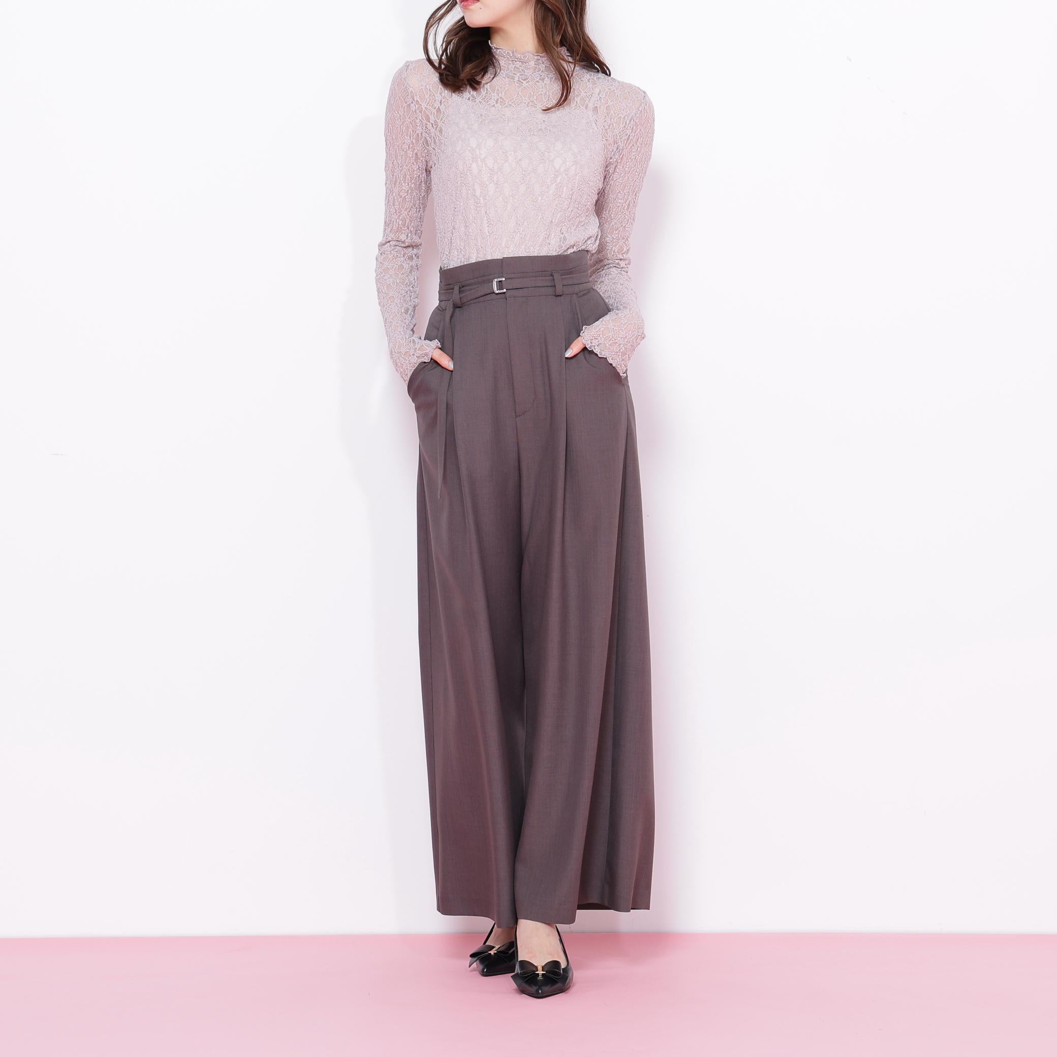 細ベルト付きワイドパンツ チャコール