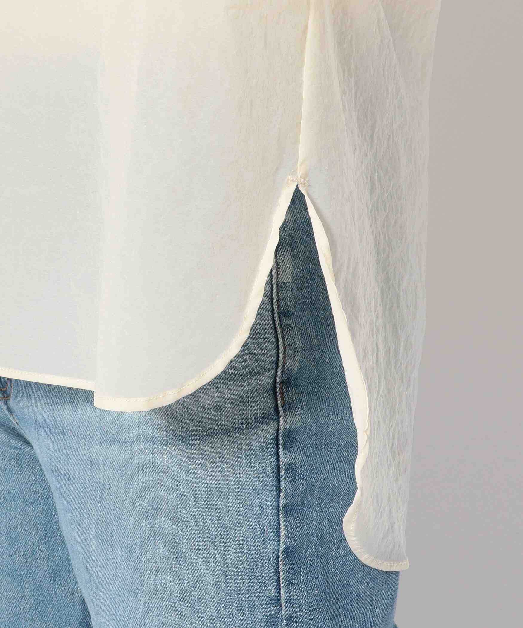 D>OIT RELLO(ドロイトベロ)シアーブラウス アイボリー2