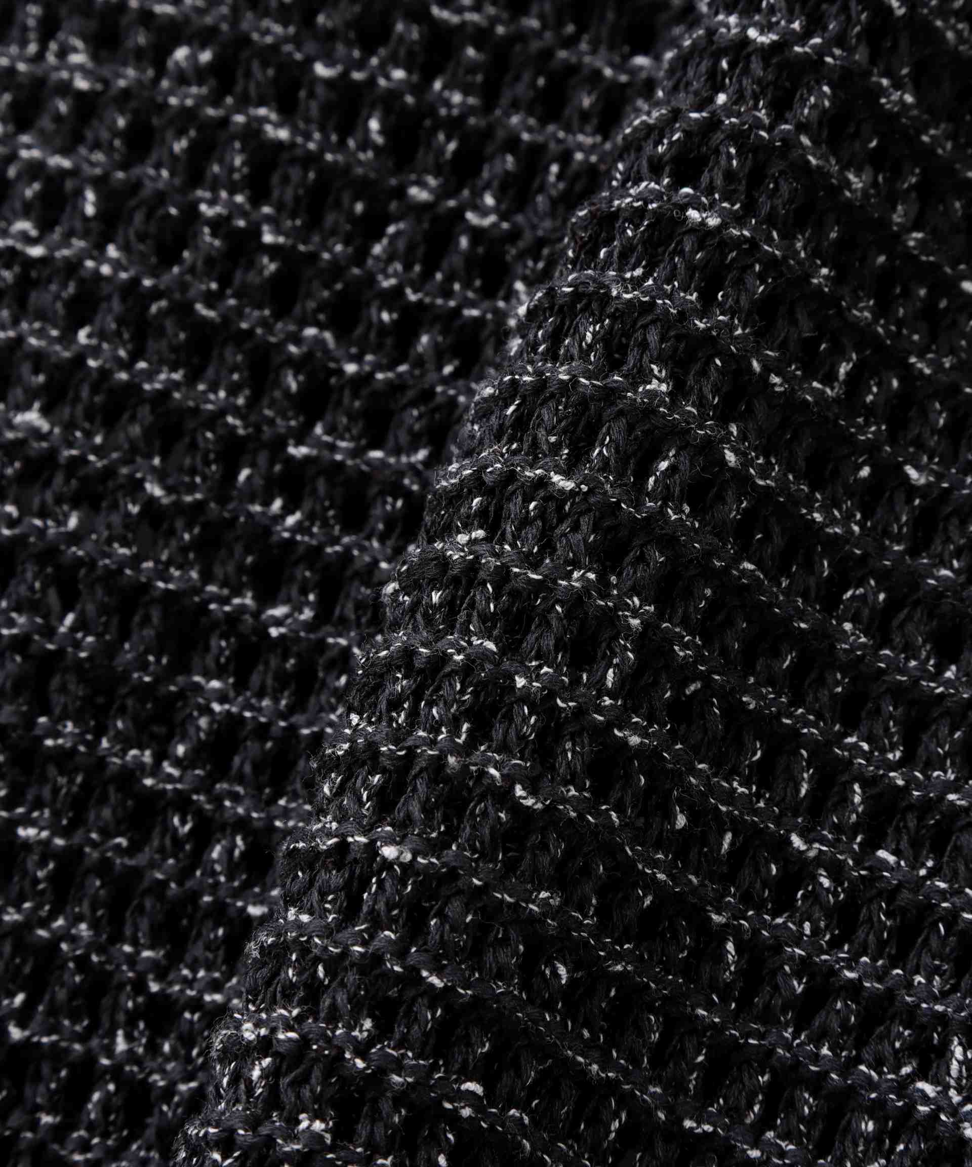 YOKE/ヨーク/MESH KNITTED C>EWNECK SWEATE> ブラック
