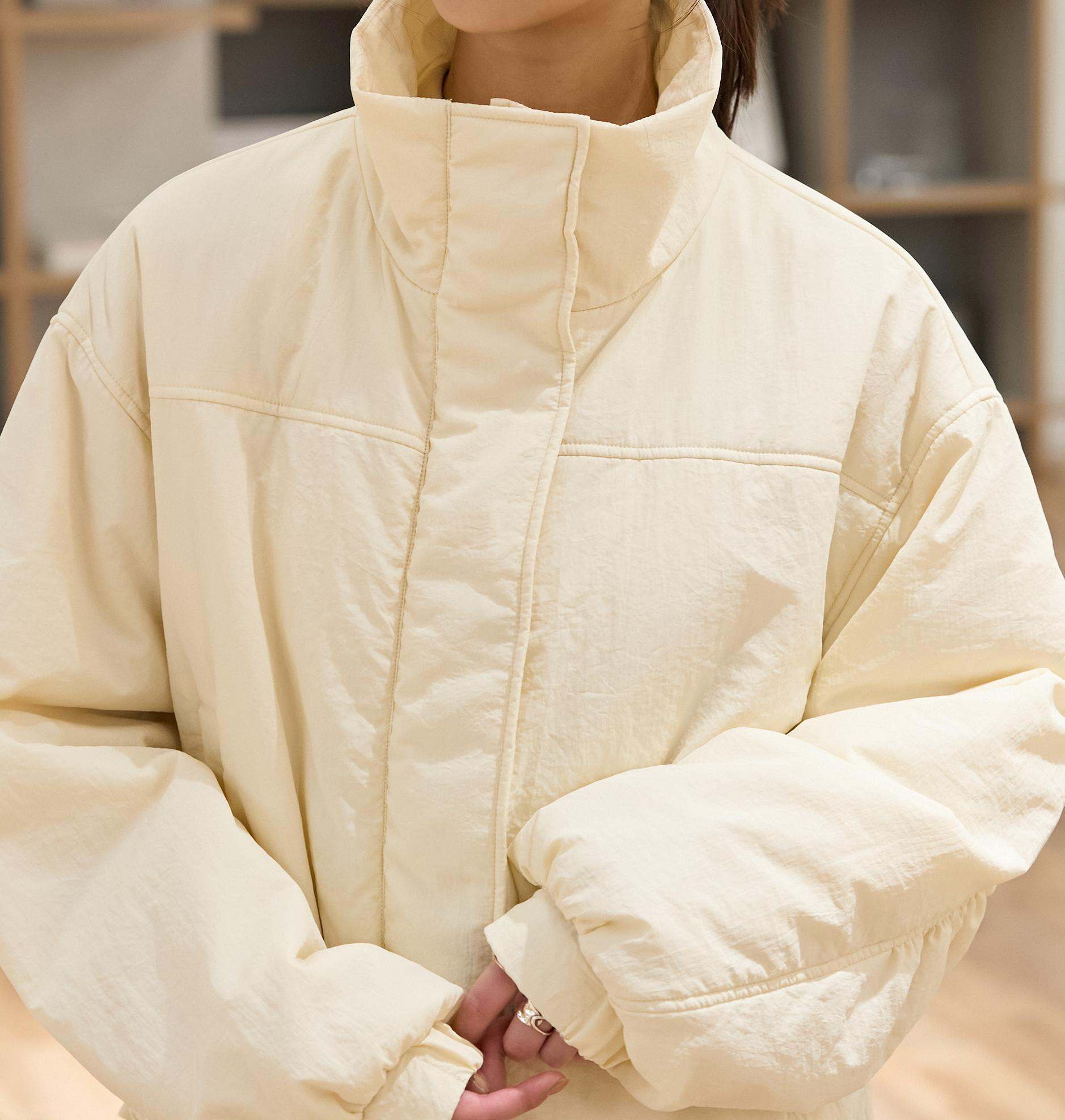 モンスターショートブルゾン オフホワイト