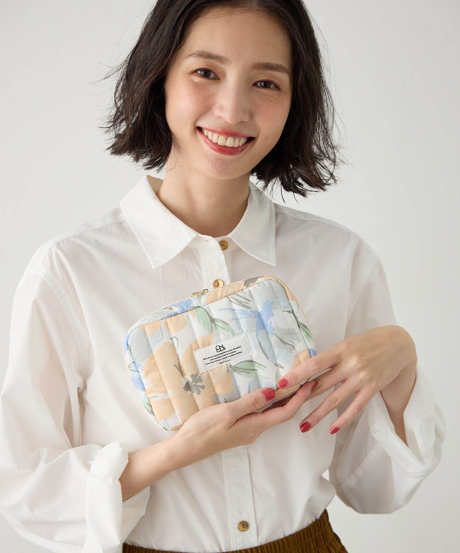 エーシーデザインバイアルファキュービック A/C DESIGN BY ALPHA CUBIC Wpc.キルティングガジェットポーチ (オフホワイト) オフホワイト