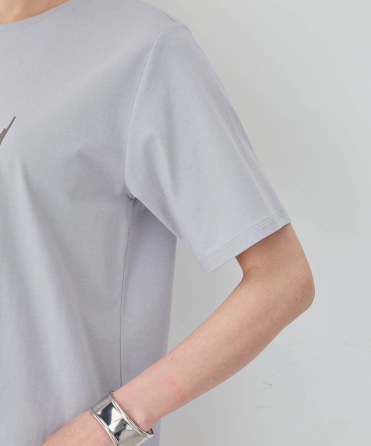 エーシーデザインバイアルファキュービック A/C DESIGN BY ALPHA CUBIC グラフィックTシャツ【接触冷感・UVカット】 (オフホワイト) オフホワイト