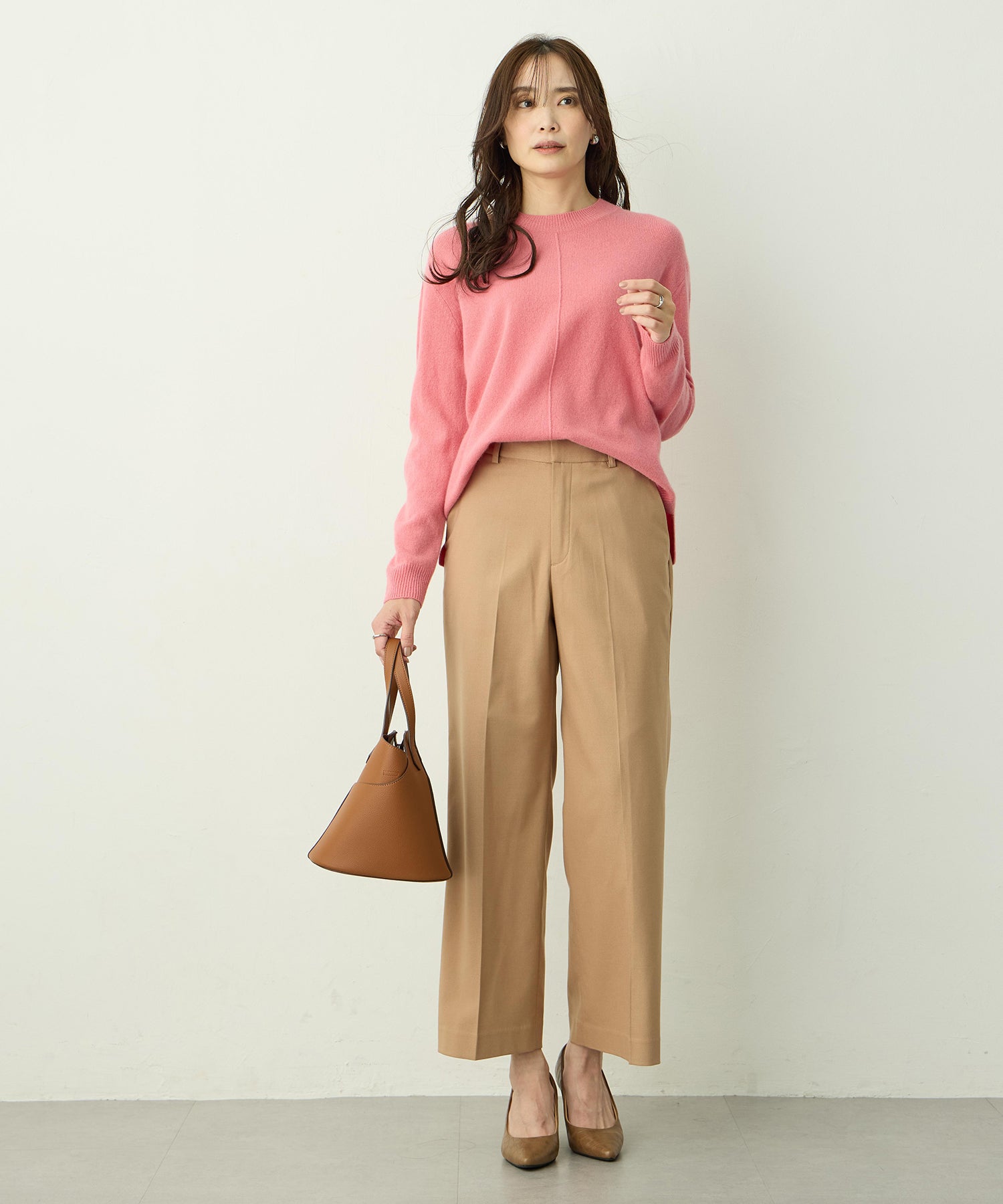 エーシーデザインバイアルファキュービック A/C DESIGN BY ALPHA CUBIC ウールカシミヤプルオーバー (オフホワイト) オフホワイト