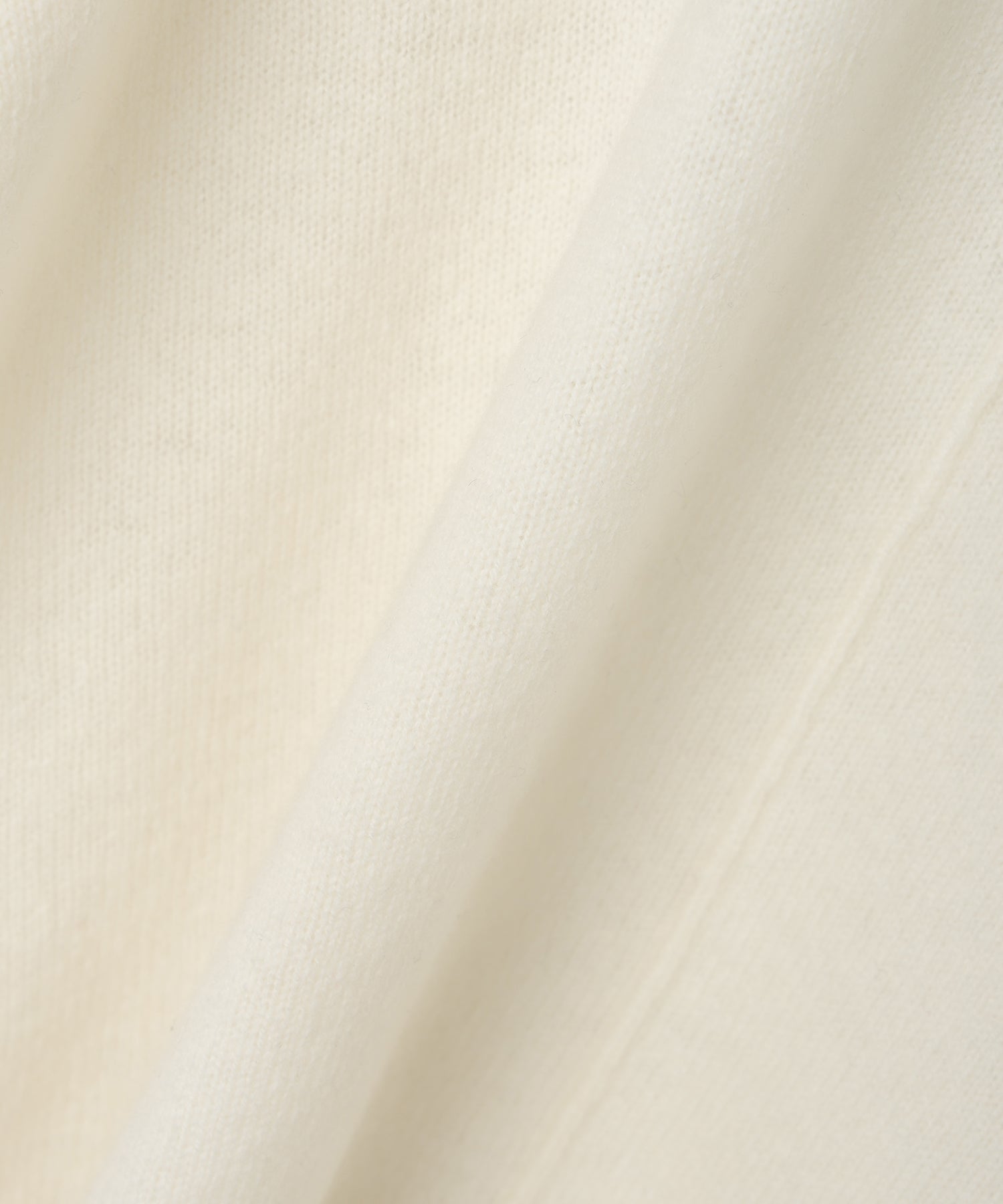 エーシーデザインバイアルファキュービック A/C DESIGN BY ALPHA CUBIC ウールカシミヤプルオーバー (オフホワイト) オフホワイト