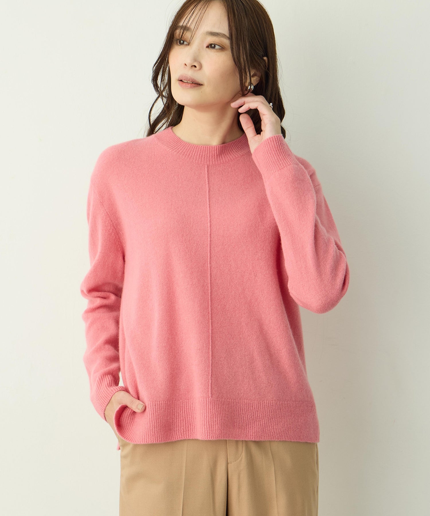 エーシーデザインバイアルファキュービック A/C DESIGN BY ALPHA CUBIC ウールカシミヤプルオーバー (オフホワイト) オフホワイト