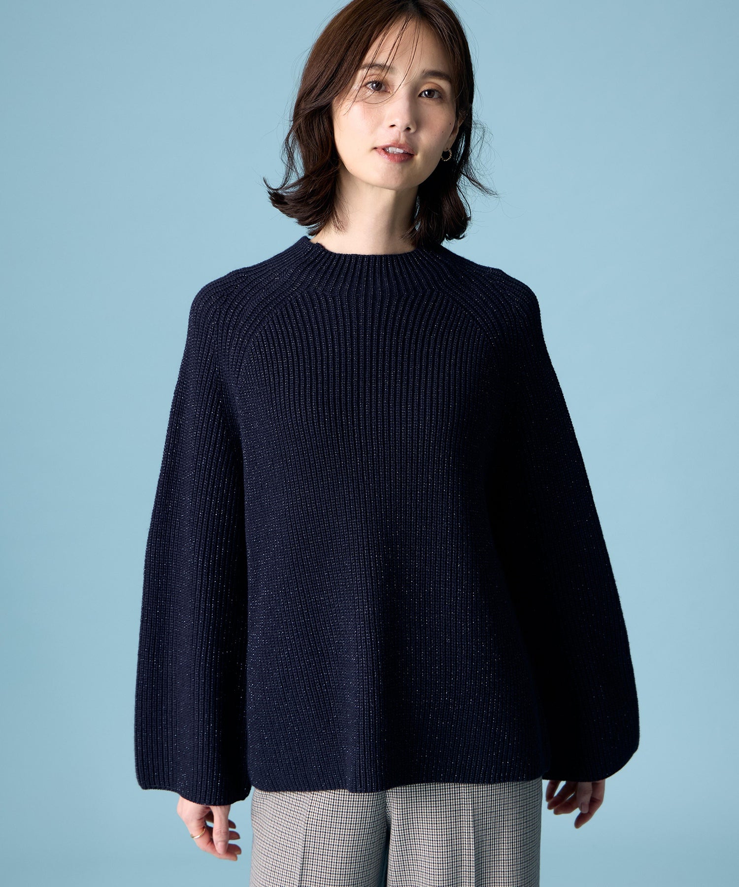 エーシーデザインバイアルファキュービック A/C DESIGN BY ALPHA CUBIC ラメニットプルオーバー (ネイビー) ネイビー