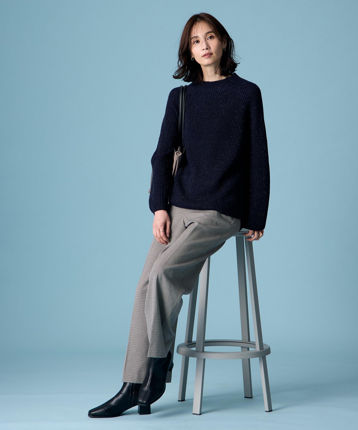 エーシーデザインバイアルファキュービック A/C DESIGN BY ALPHA CUBIC ラメニットプルオーバー (ネイビー) ネイビー