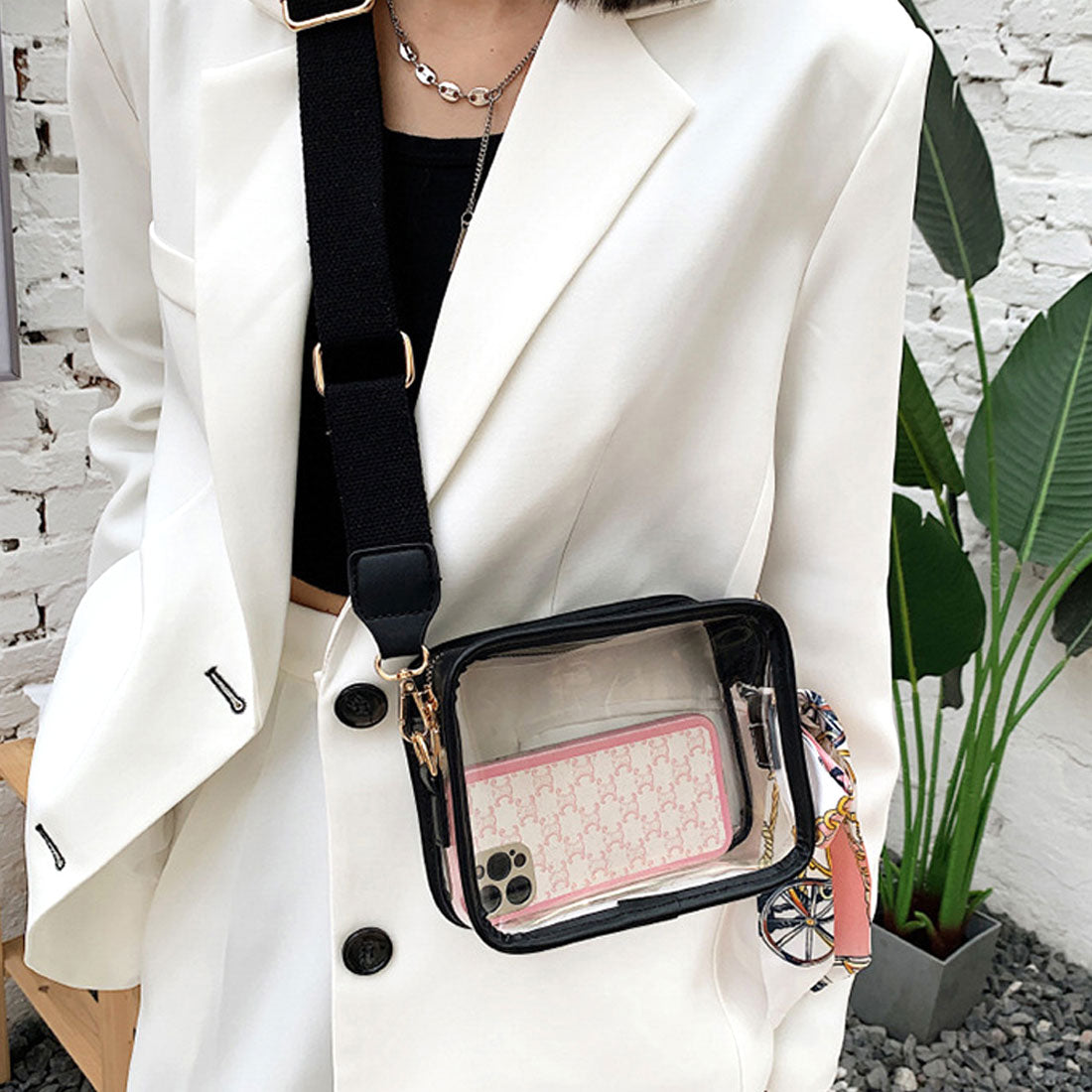 アミュレット Amulet スカーフ付きクリアバッグ レディース かばん ショルダーバッグ 10代 20代 30代 韓国ファッション コンパクト ストリート 旅行 こでかけ