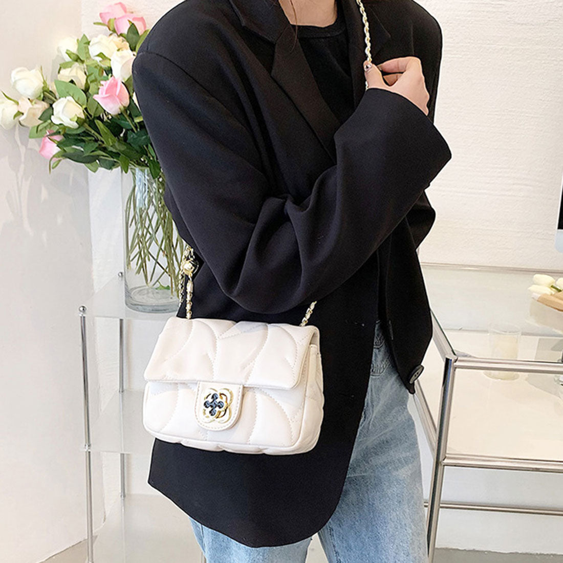 アミュレット Amulet キルティングショルダーバッグ レディース かばん 10代 20代 30代 韓国ファッション 可愛い パーティー コンパクト 金具デザイン,ホワイト