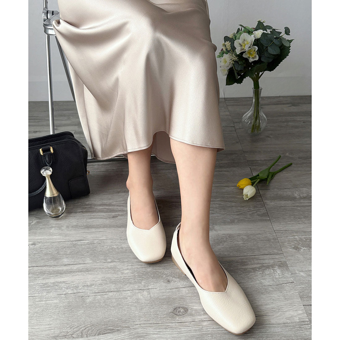 アミュレット Amulet スクエアトゥローヒールパンプス おしゃれ レディース 歩きやすい シンプル 無地 フラット カジュアル 韓国 春 夏 秋 冬 靴 デート オフィス (アイボリー) アイボリー