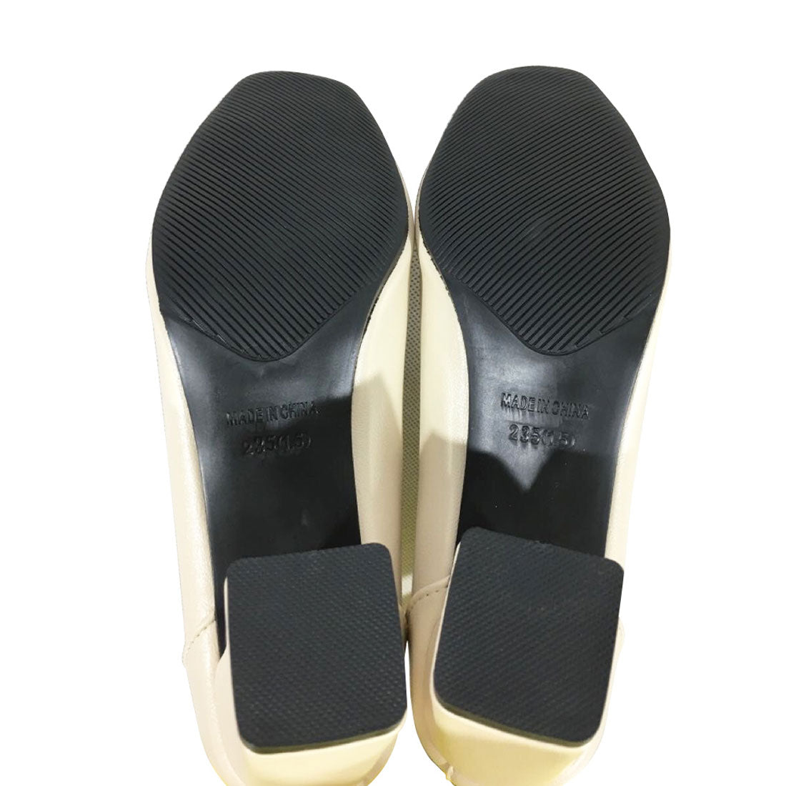 Amulet Short boots for women, 7cm heel, zipper, simple, for mature women